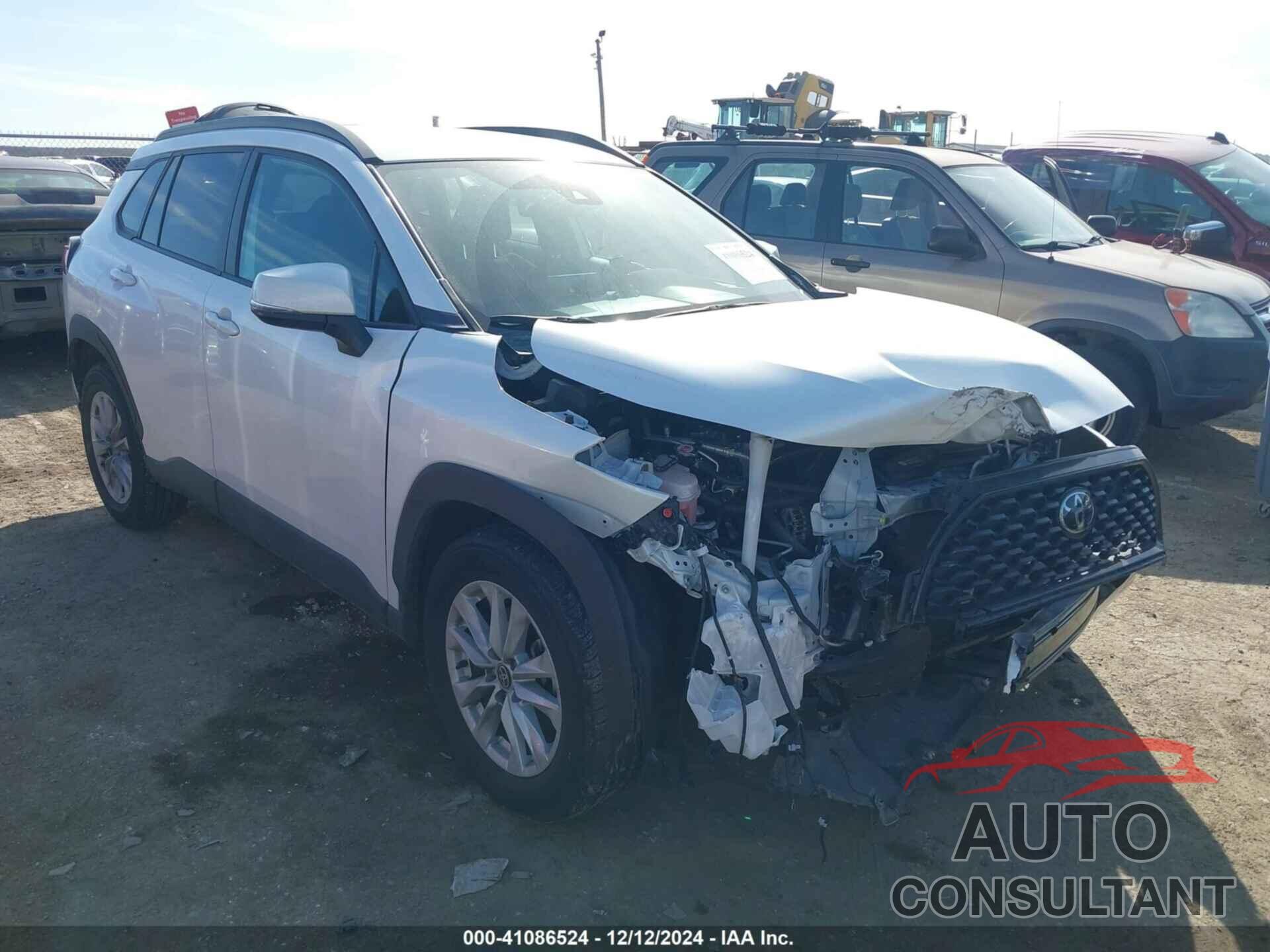 TOYOTA COROLLA CROSS 2022 - 7MUCAAAGXNV026711