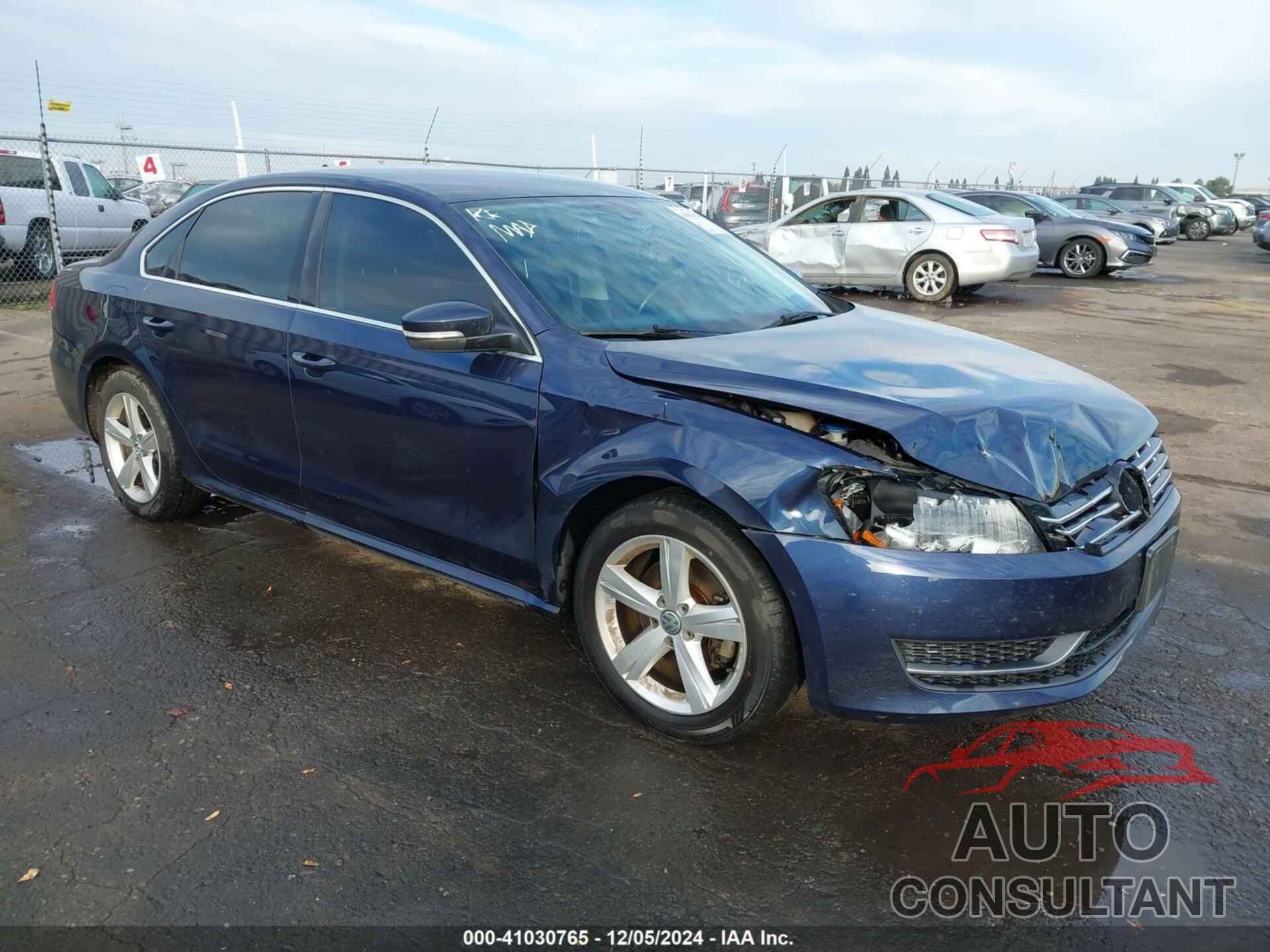 VOLKSWAGEN PASSAT 2015 - 1VWBV7A33FC082838