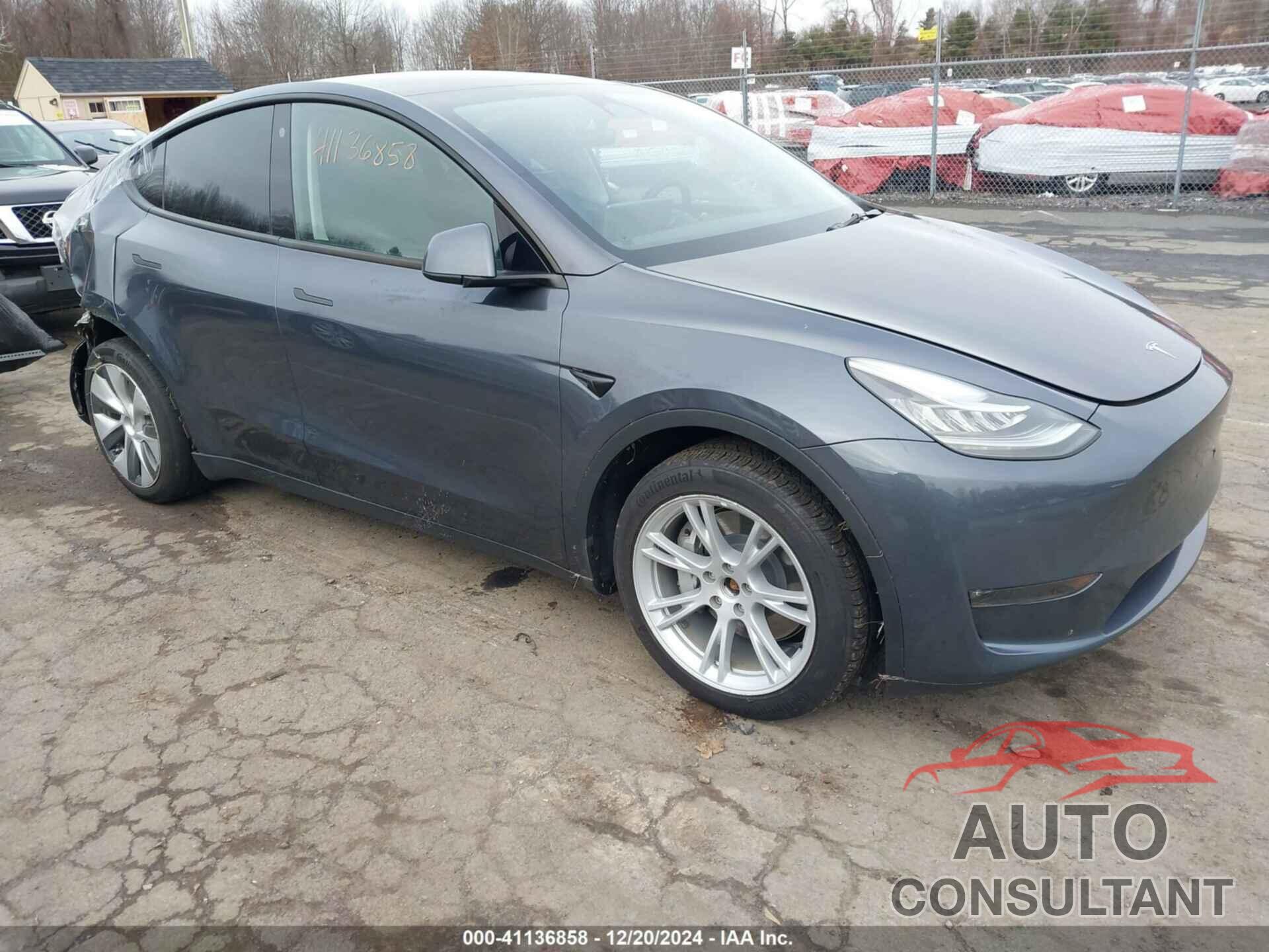 TESLA MODEL Y 2023 - 7SAYGDEE8PA057777