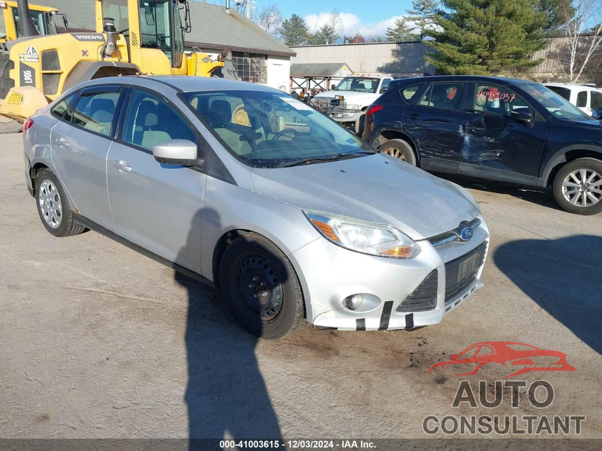 FORD FOCUS 2012 - 1FAHP3F26CL275972