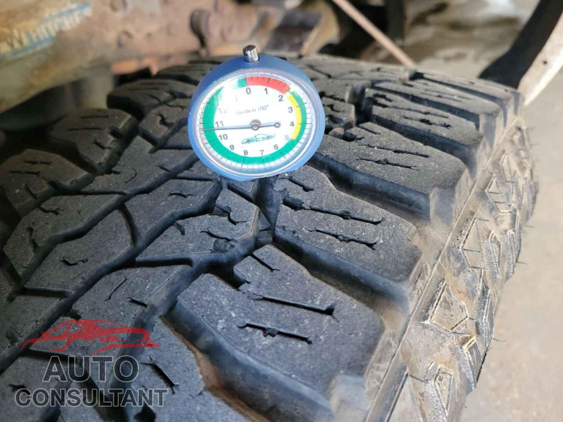 FORD F-250 2011 - 1FT7X2B68BEA39030