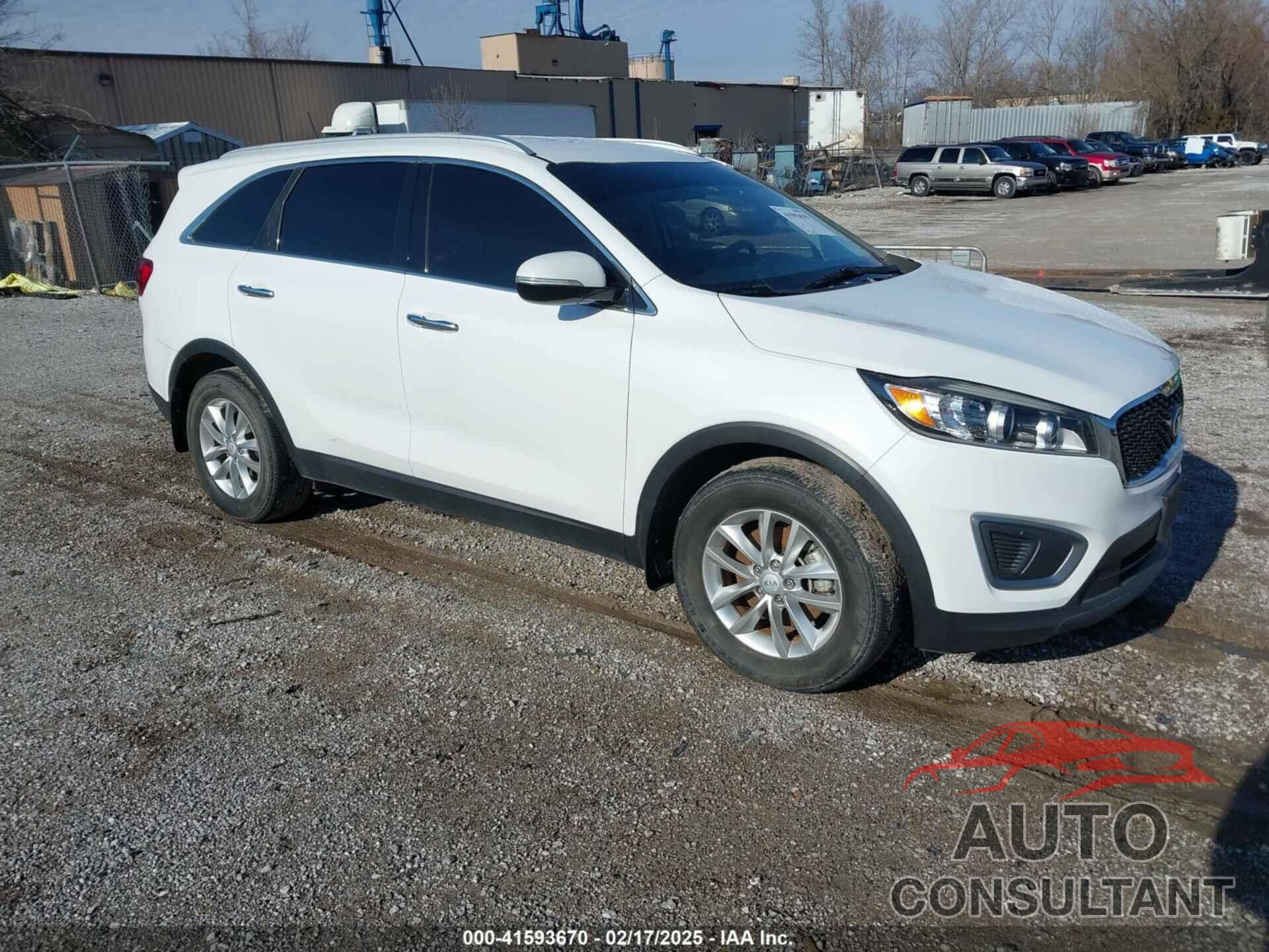 KIA SORENTO 2016 - 5XYPG4A31GG117925