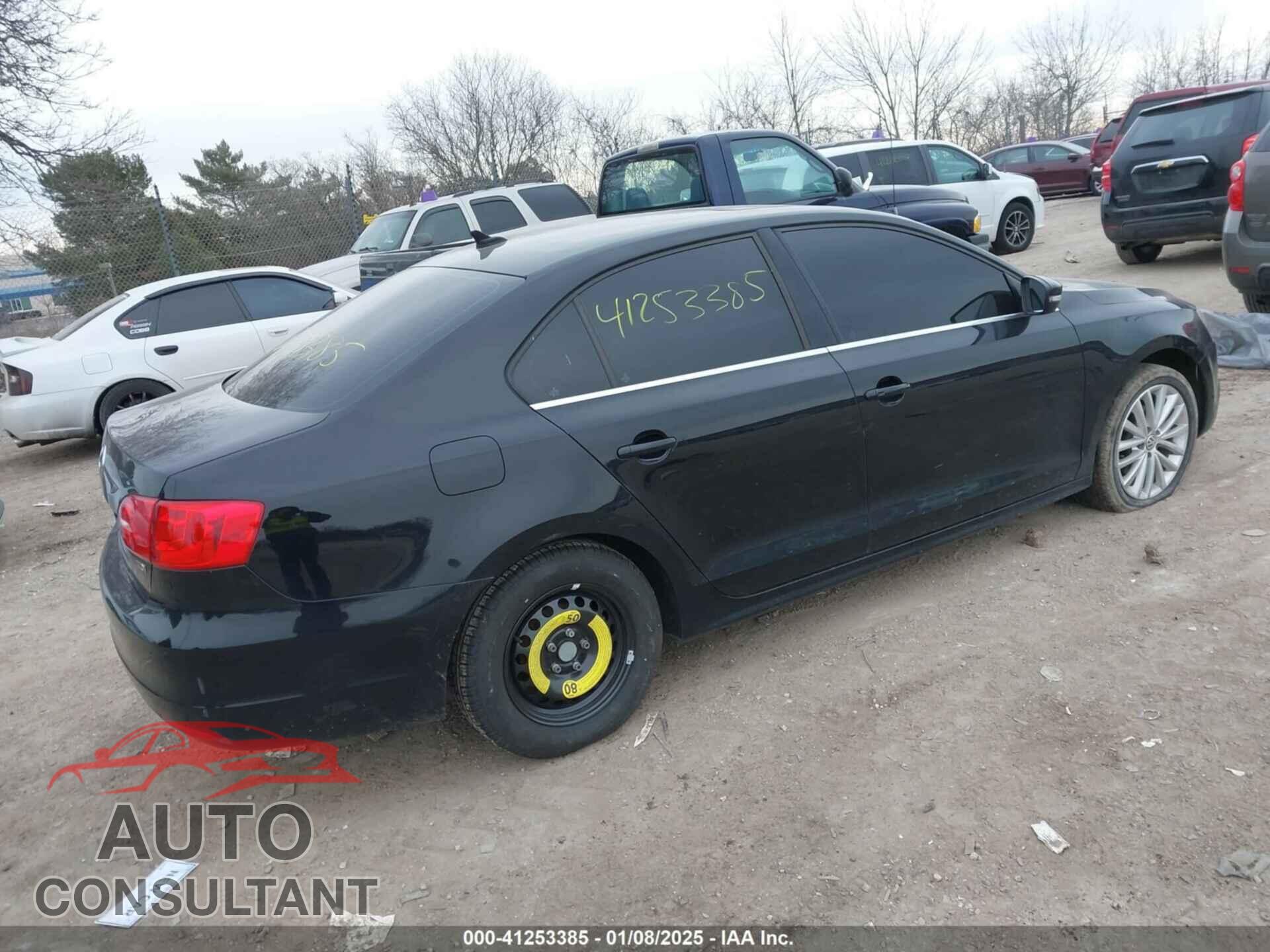 VOLKSWAGEN JETTA 2013 - 3VWLL7AJ2DM246858