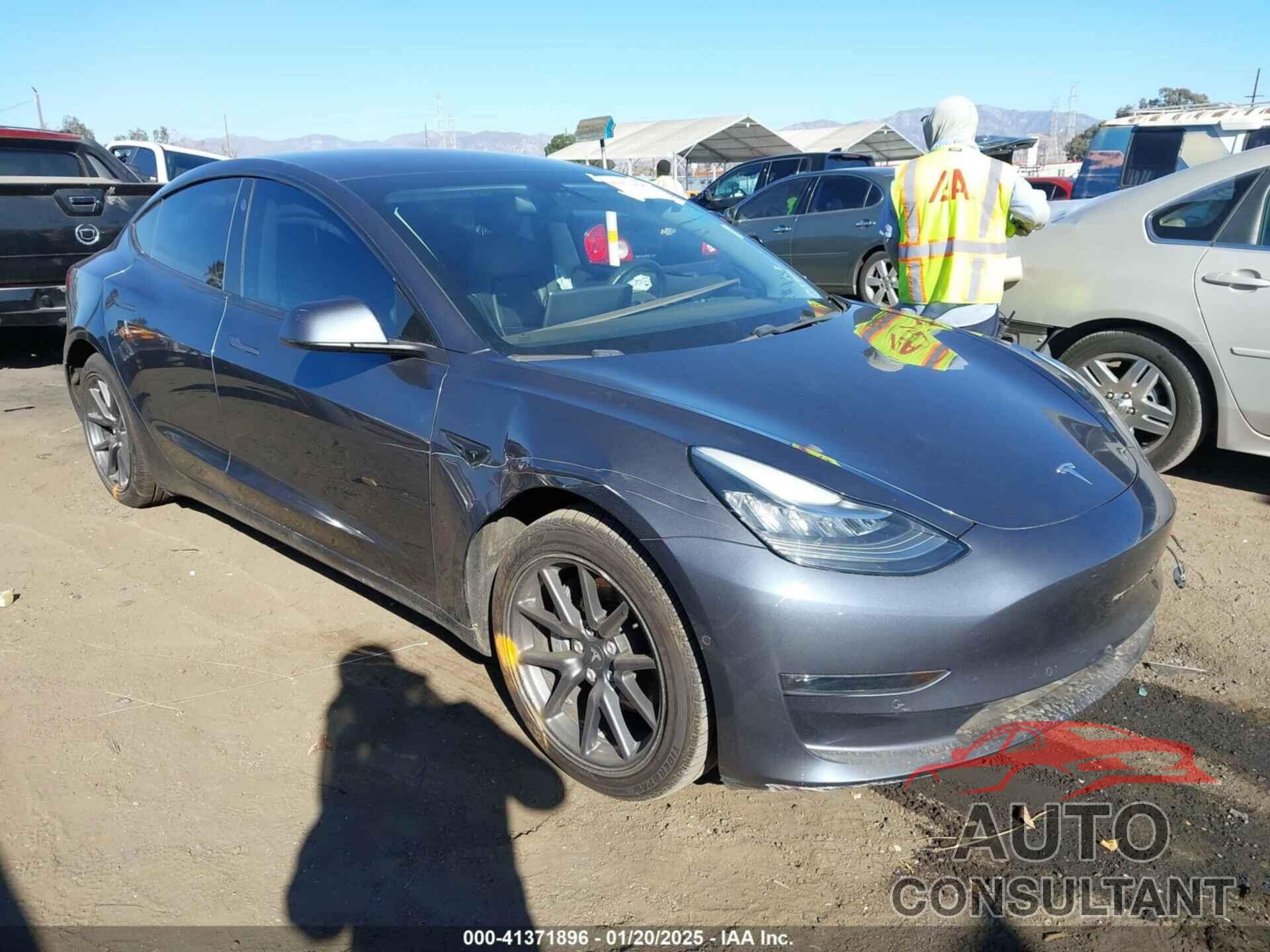 TESLA MODEL 3 2018 - 5YJ3E1EA6JF044643