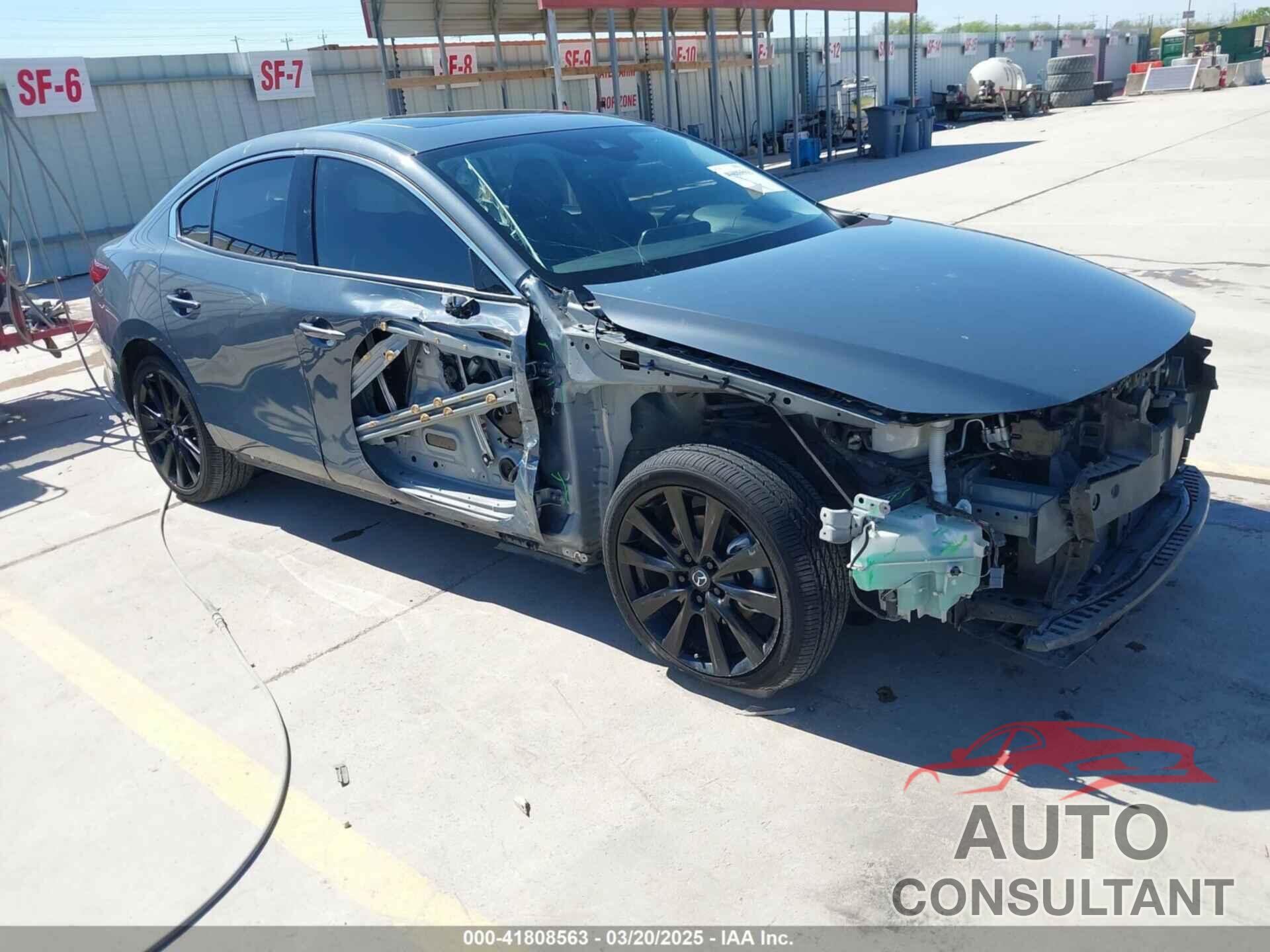 MAZDA MAZDA3 2022 - 3MZBPBAY8NM308426