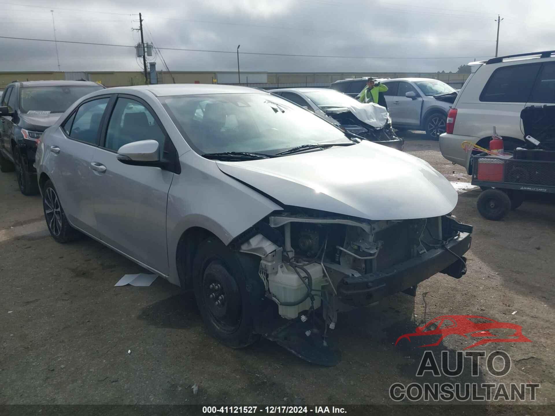 TOYOTA COROLLA 2017 - 5YFBURHEXHP676264