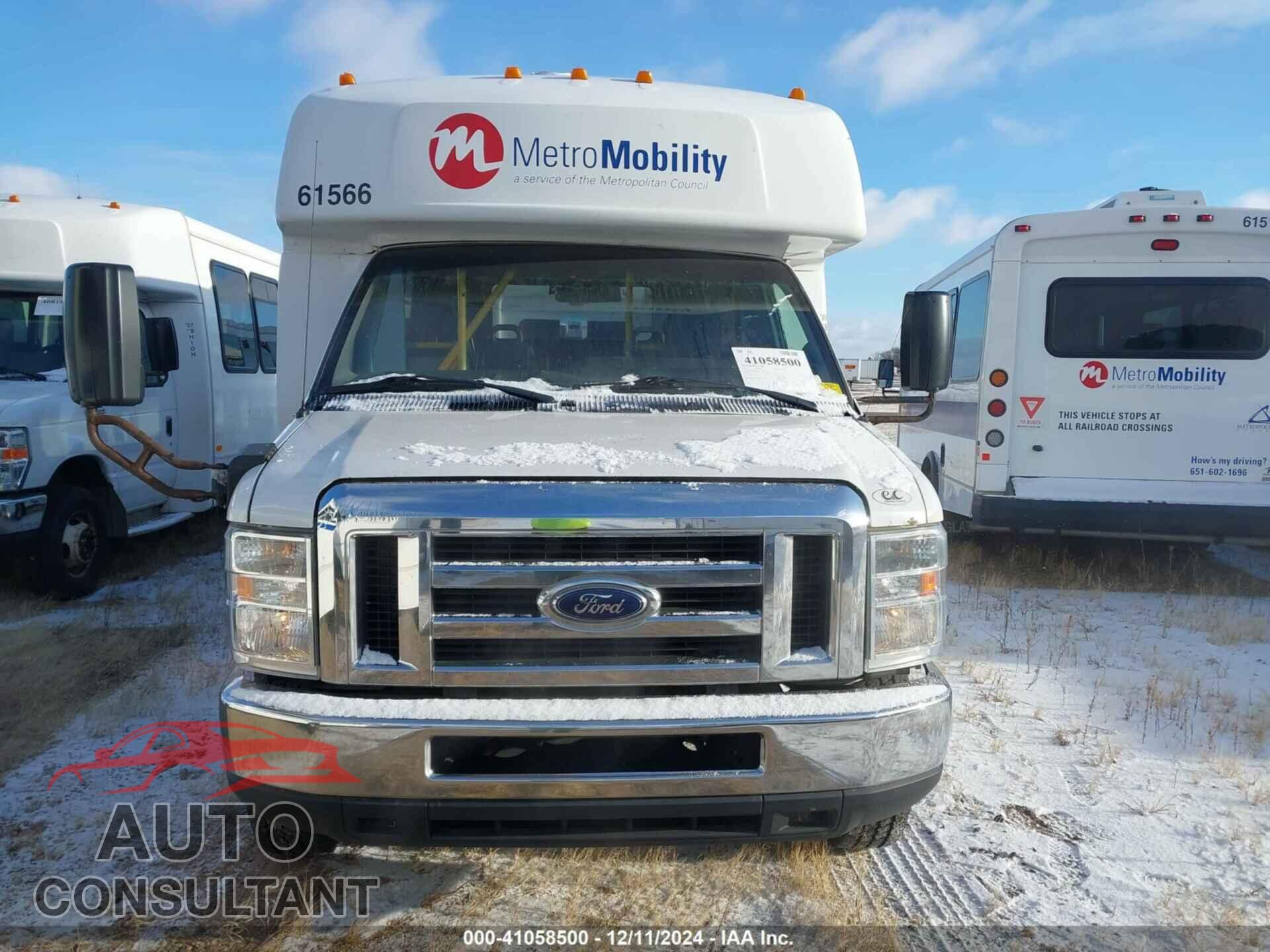 FORD E-450 CUTAWAY 2017 - 1FDFE4FS3HDC33608