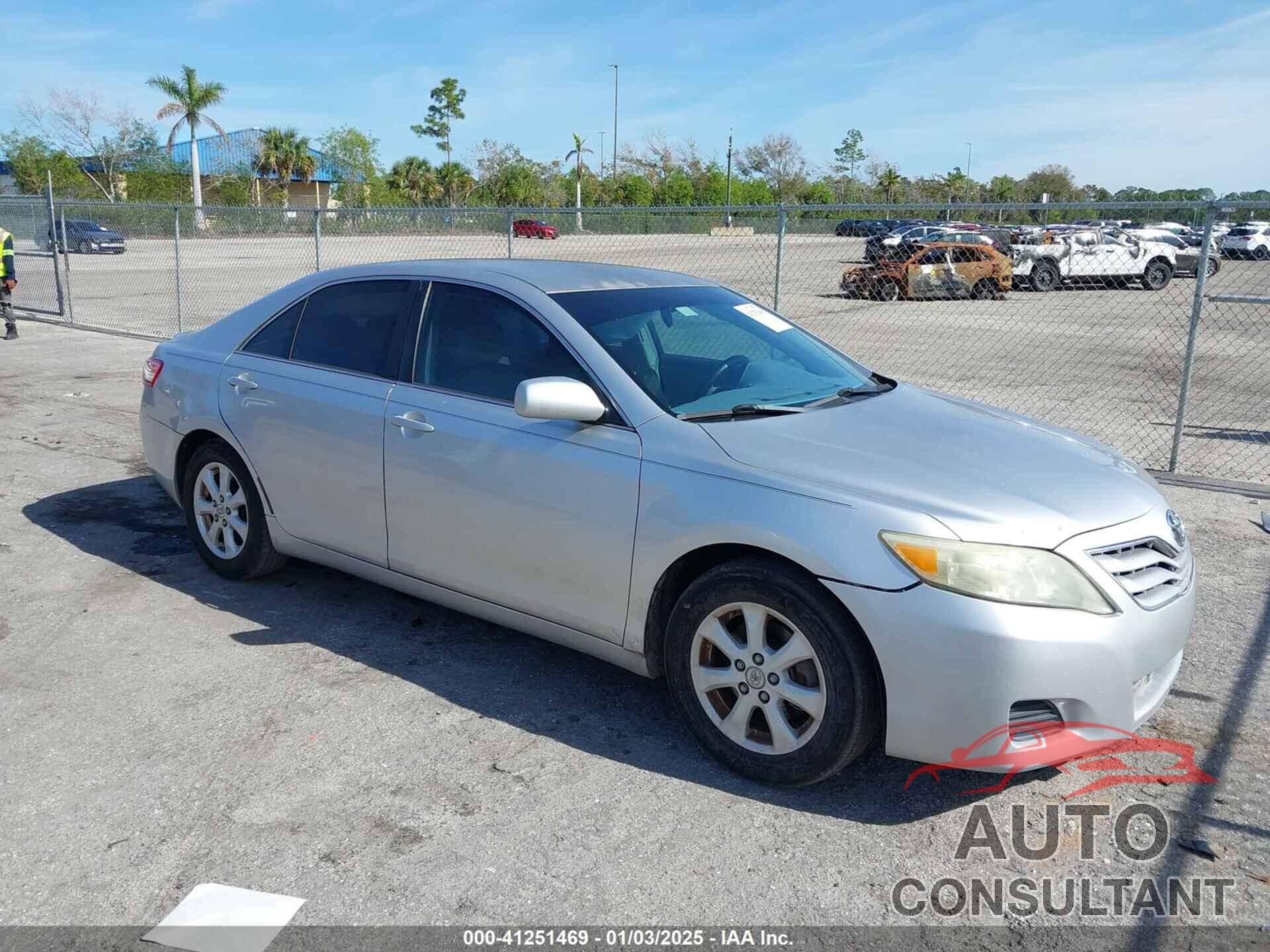 TOYOTA CAMRY 2011 - 4T1BF3EK2BU176364