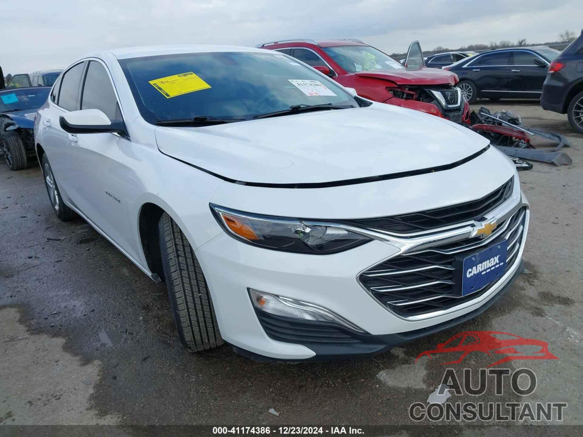 CHEVROLET MALIBU 2020 - 1G1ZB5ST4LF150158