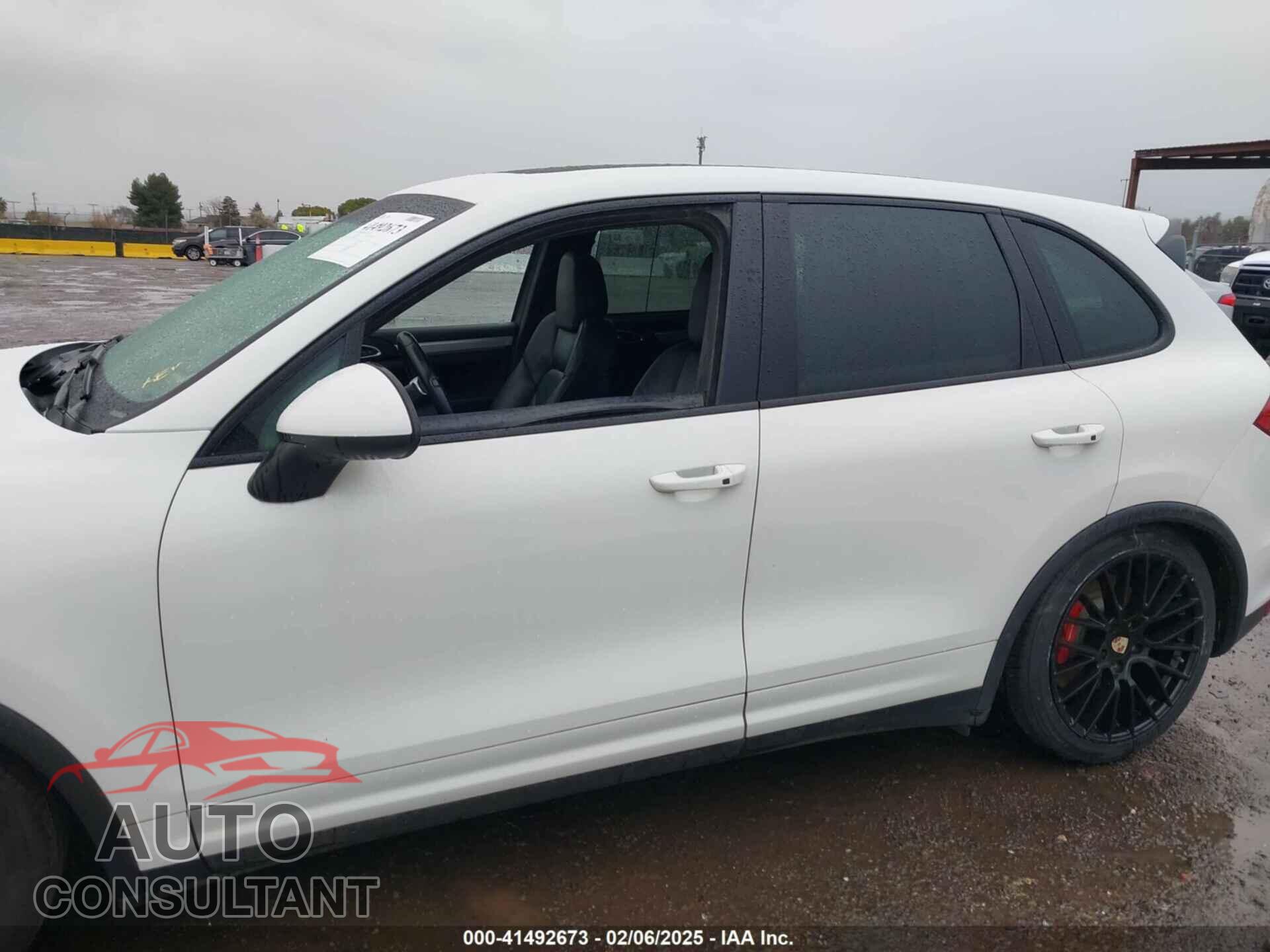 PORSCHE CAYENNE 2013 - WP1AC2A25DLA92877