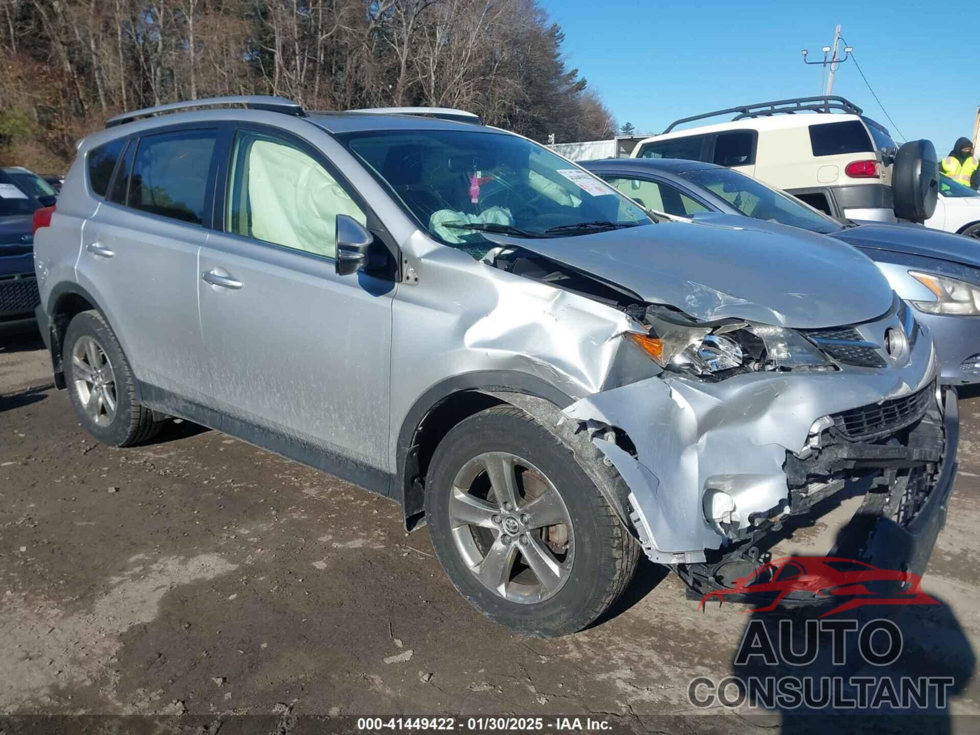 TOYOTA RAV4 2015 - JTMRFREV5FJ029057
