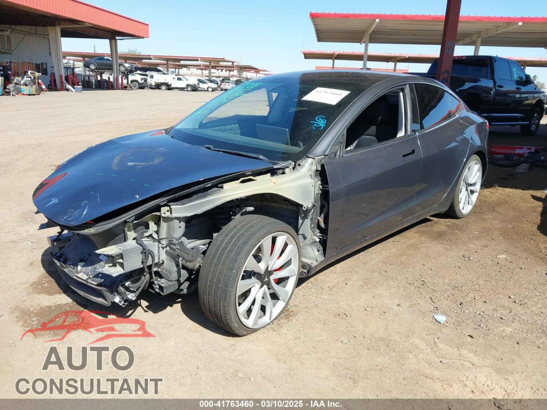 TESLA MODEL 3 2018 - 5YJ3E1EB6JF105837