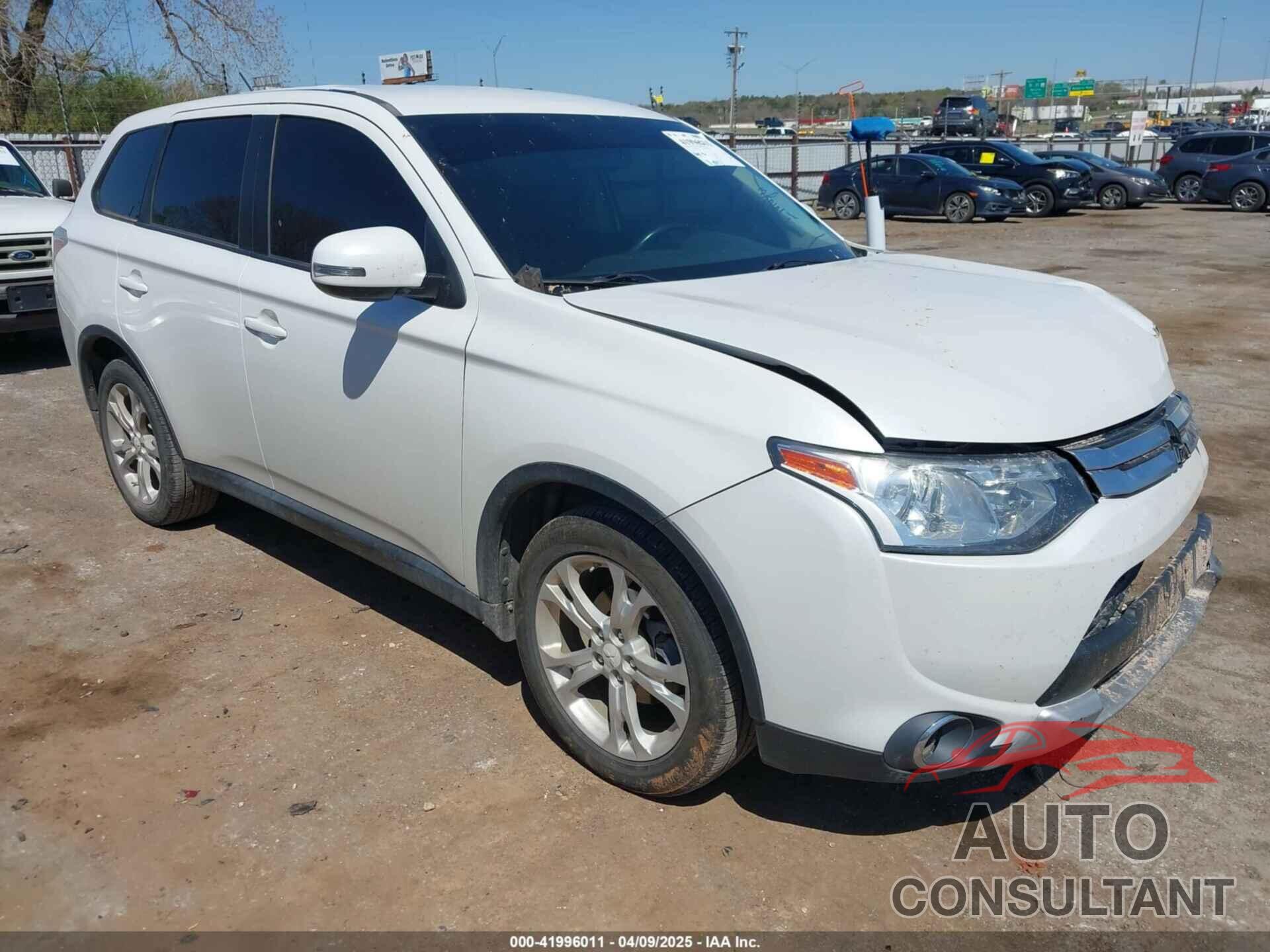MITSUBISHI OUTLANDER 2015 - JA4AD3A33FZ010202