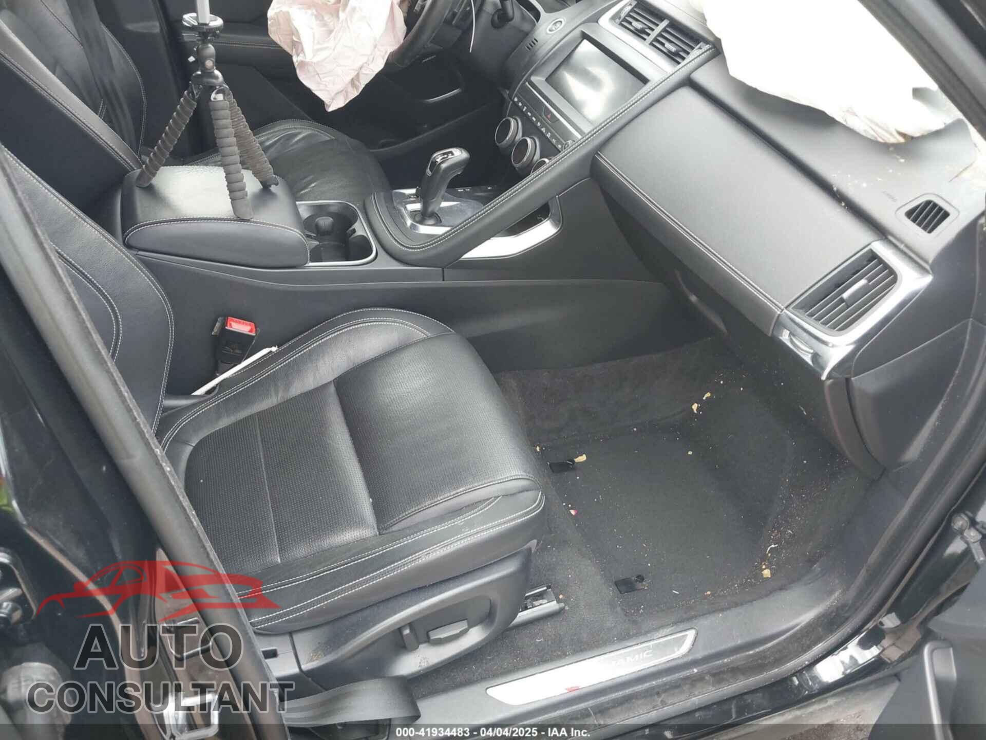 JAGUAR E-PACE 2018 - SADFT2GX3J1Z07101