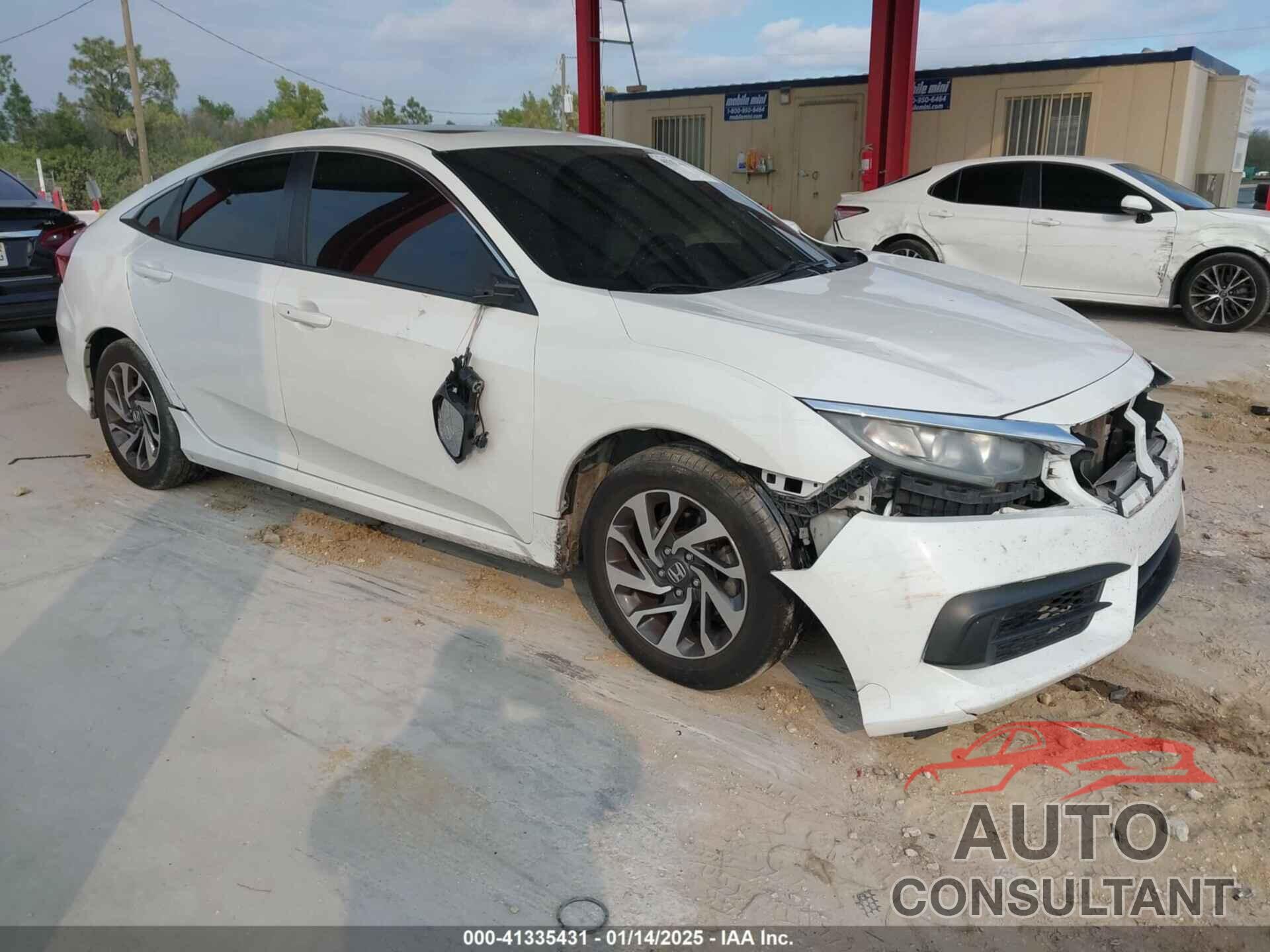 HONDA CIVIC 2018 - 19XFC2F79JE027840