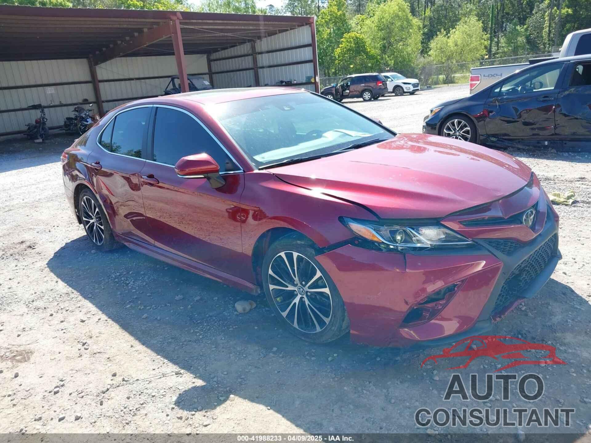 TOYOTA CAMRY 2018 - 4T1B11HK6JU617331