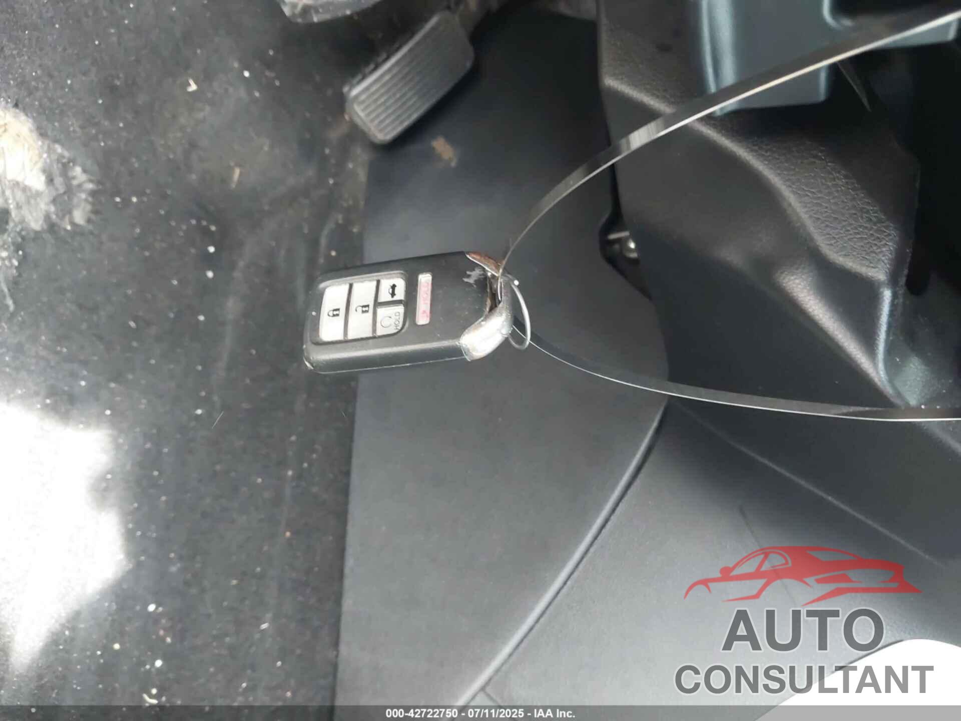 HONDA ACCORD 2017 - 1HGCR3F92HA005007