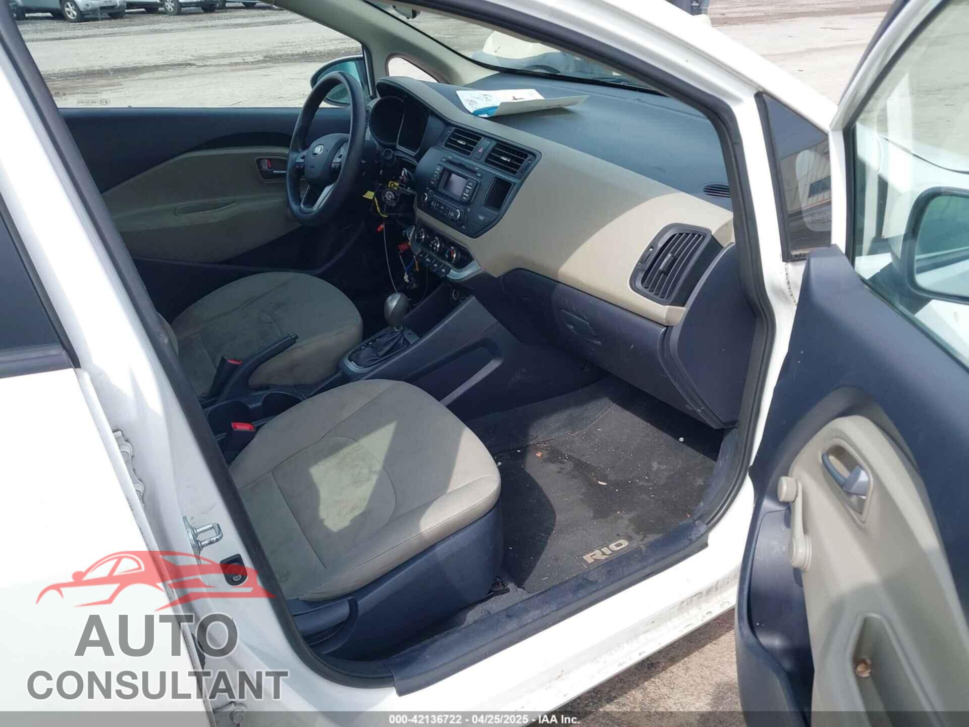 KIA RIO 2014 - KNADM4A36E6349087