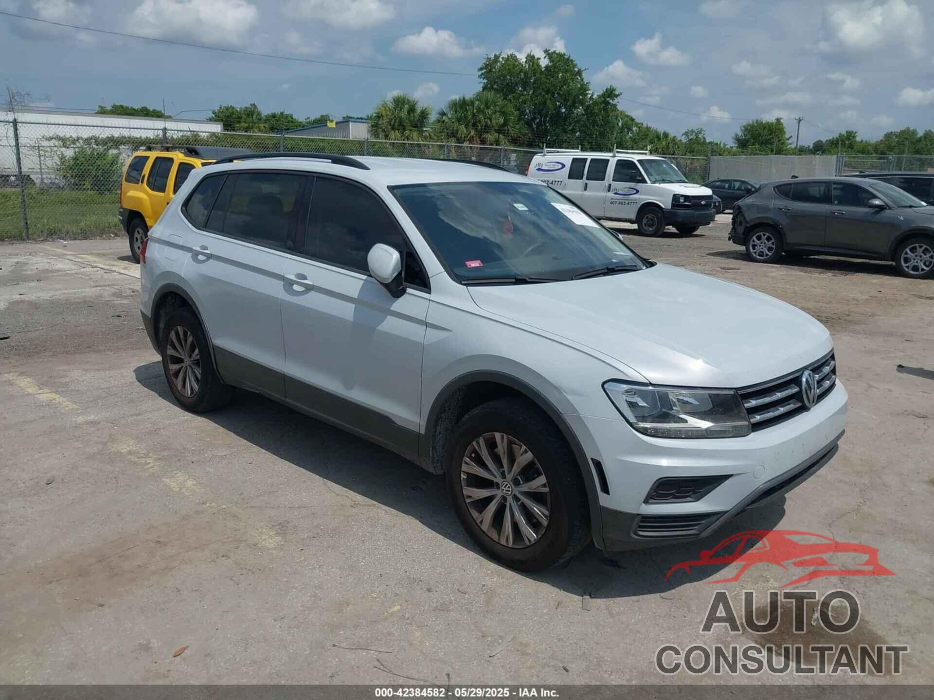 VOLKSWAGEN TIGUAN 2018 - 3VV1B7AX5JM097778