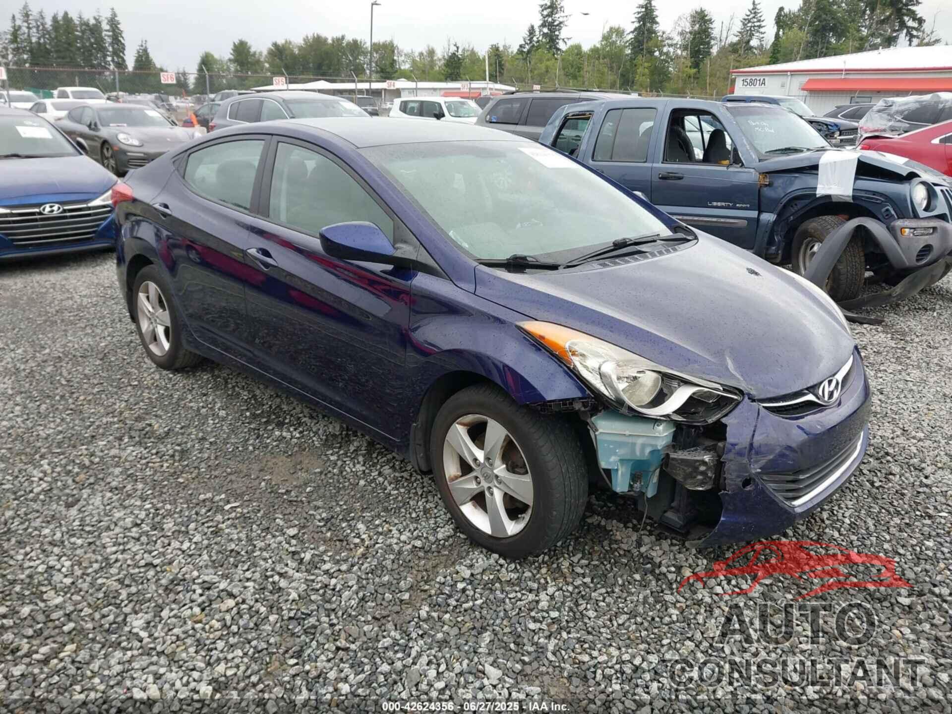 HYUNDAI ELANTRA 2013 - 5NPDH4AE6DH172232