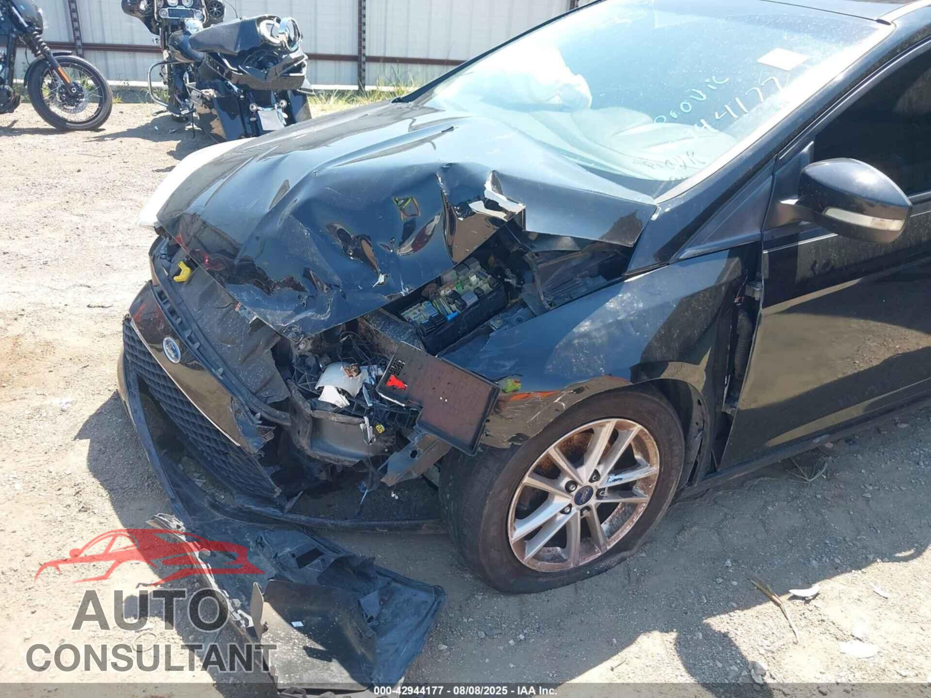 FORD FOCUS 2016 - 1FADP3F27GL390214