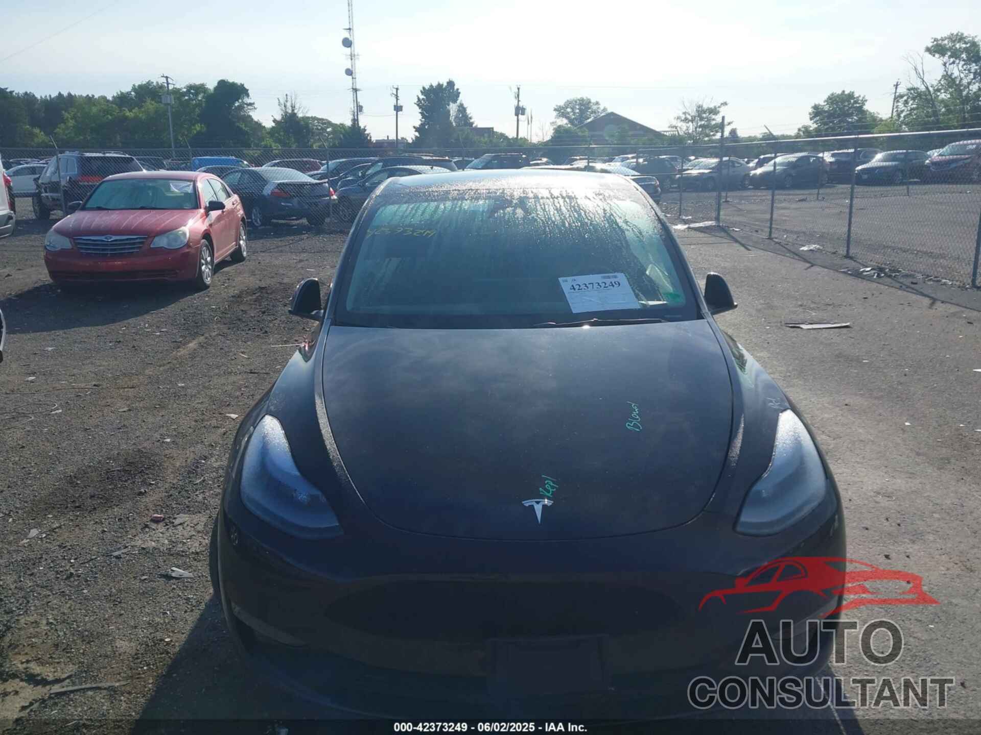 TESLA MODEL Y 2023 - 7SAYGDEE9PA198258