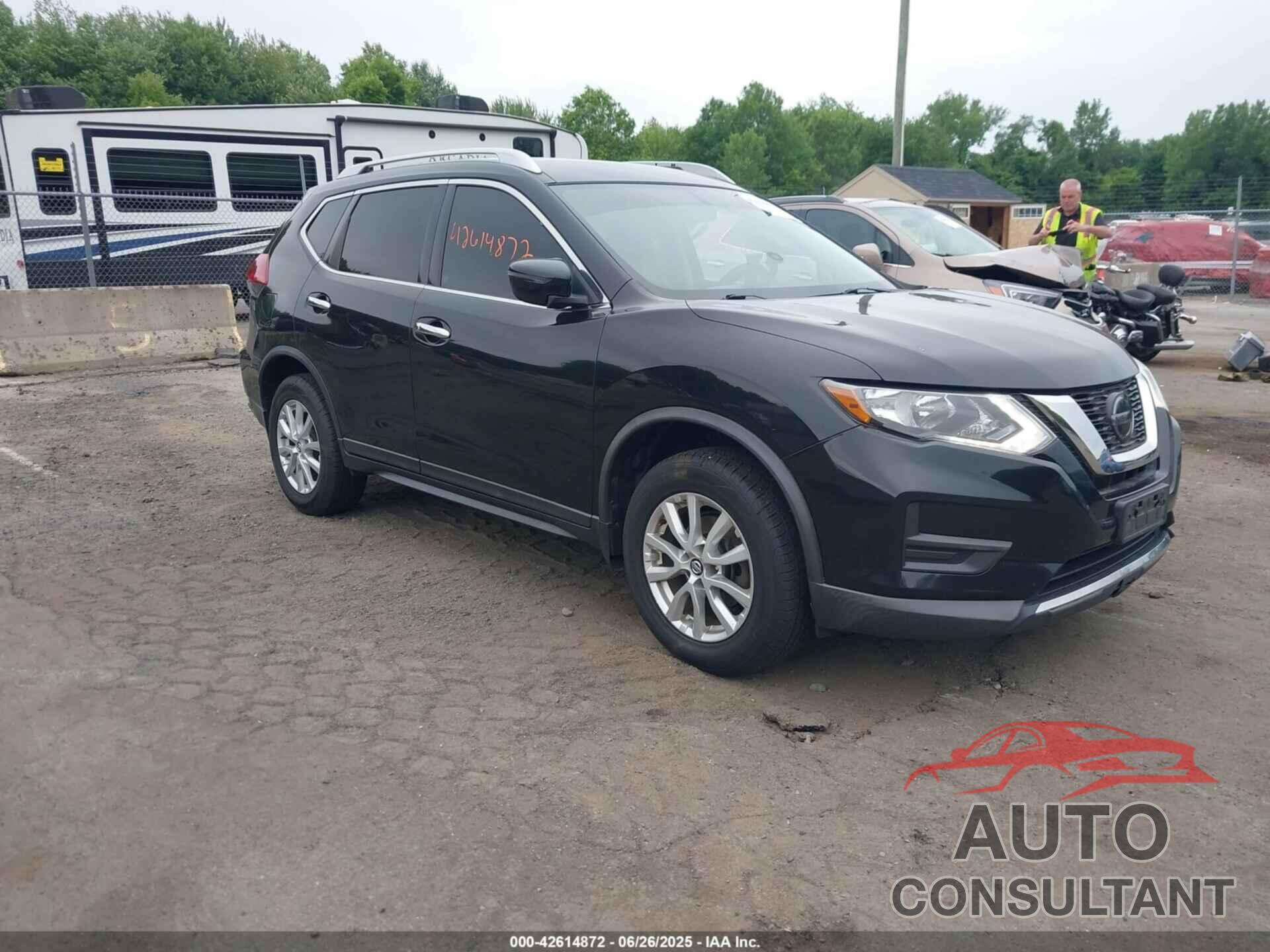 NISSAN ROGUE 2018 - KNMAT2MV5JP621983