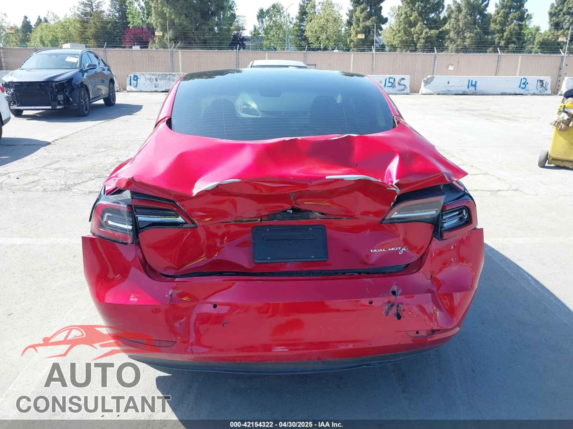 TESLA MODEL 3 2021 - 5YJ3E1EB4MF936743