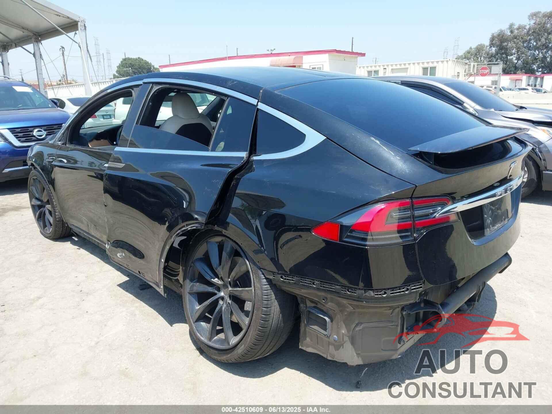 TESLA MODEL X 2020 - 5YJXCAE28LF248332