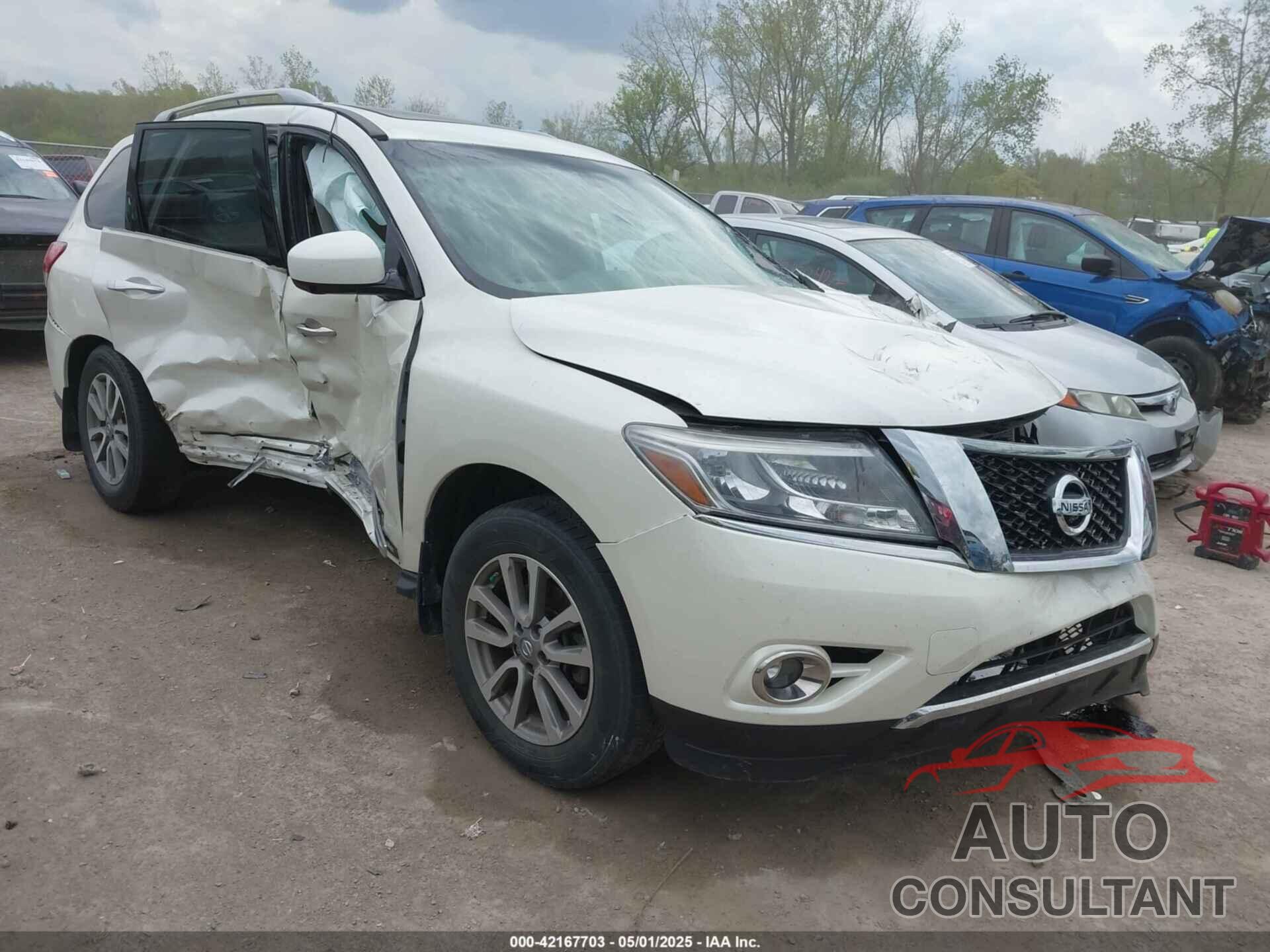 NISSAN PATHFINDER 2015 - 5N1AR2MM0FC601933