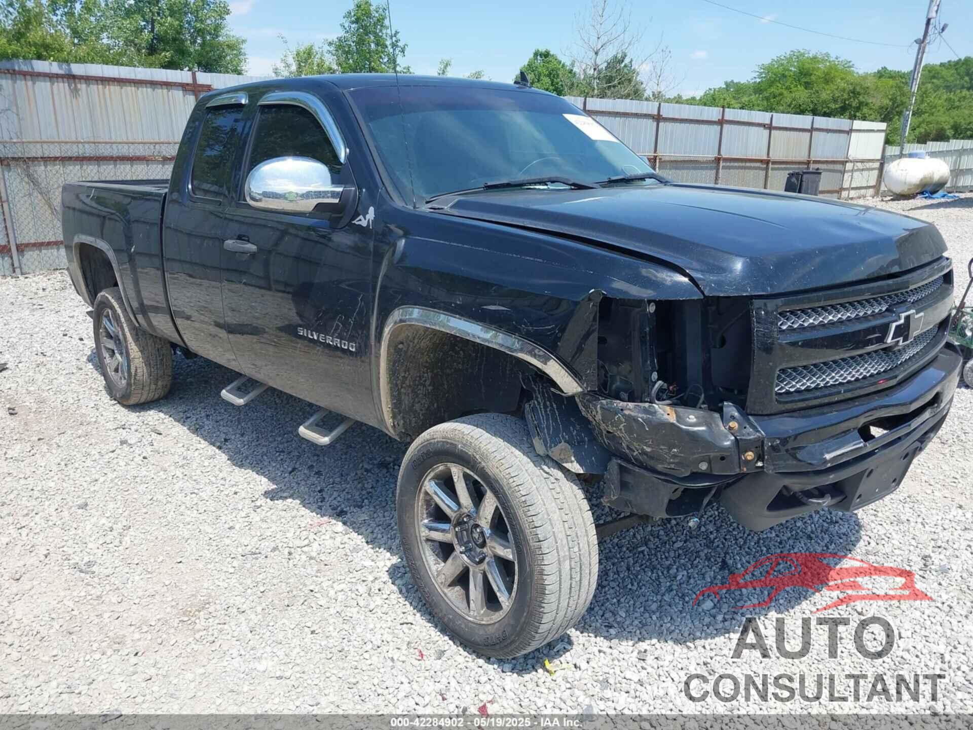 CHEVROLET SILVERADO 1500 2011 - 1GCRKSE33BZ200739