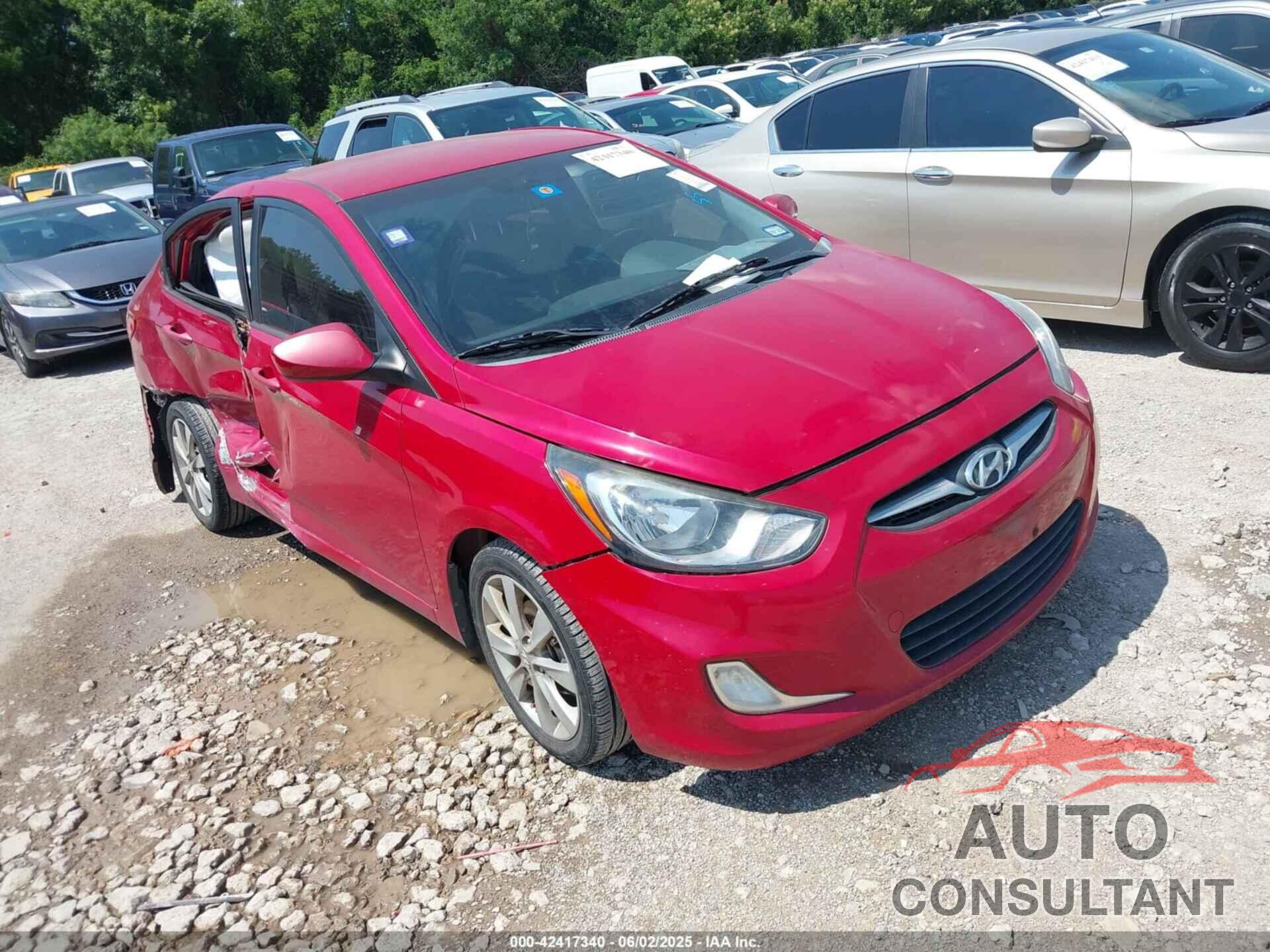 HYUNDAI ACCENT 2013 - KMHCU4AE6DU350942