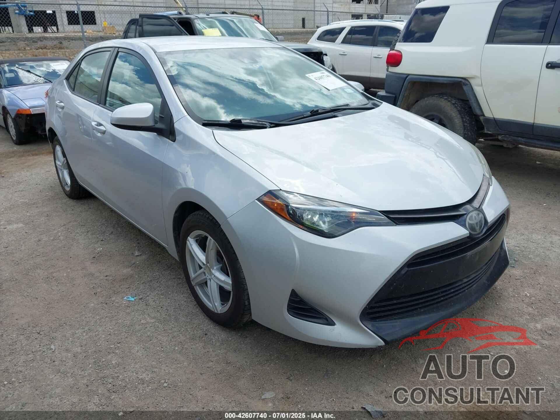 TOYOTA COROLLA 2019 - 2T1BURHE3KC205385