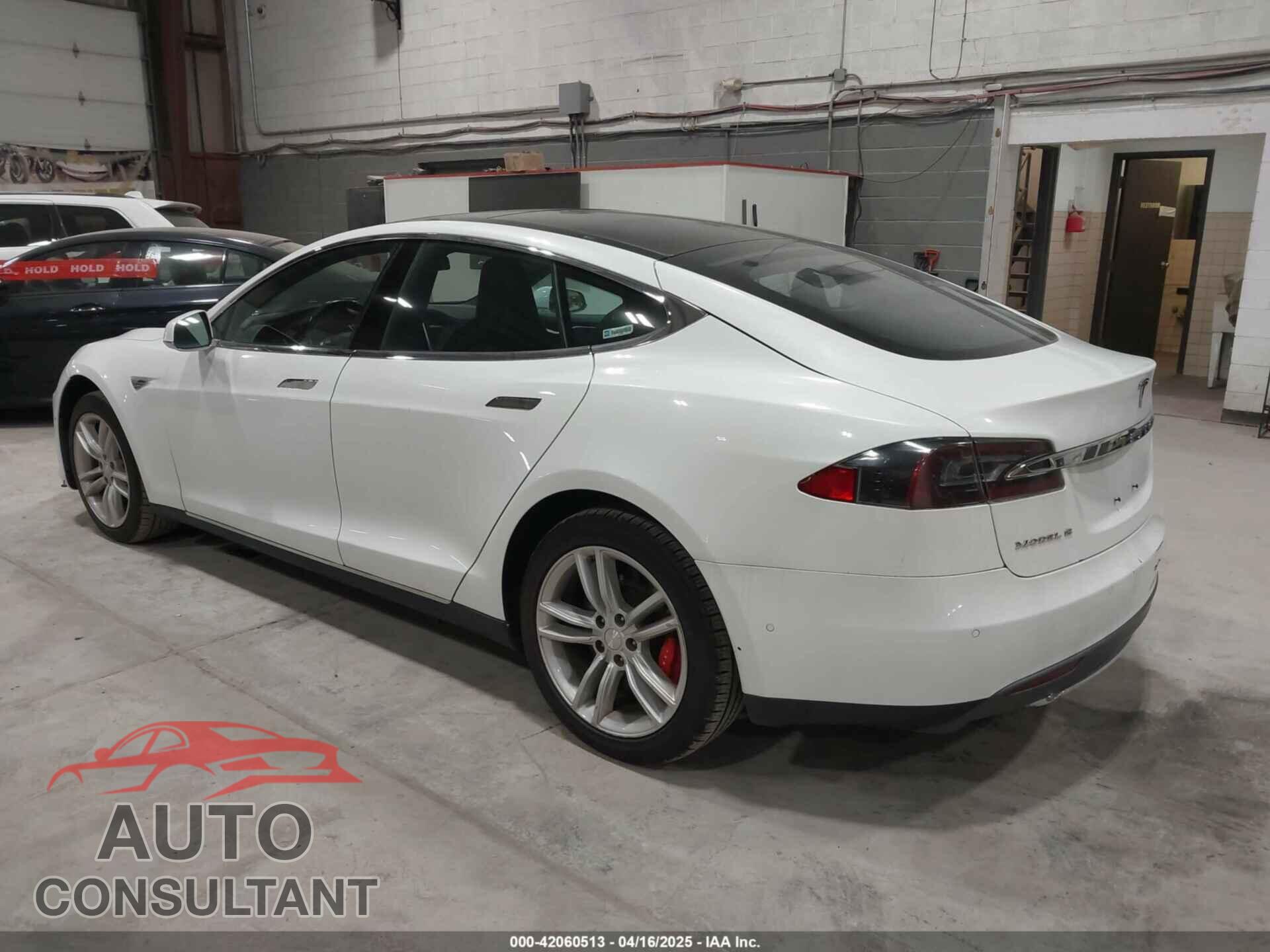TESLA MODEL S 2016 - 5YJSA1E44GF131208
