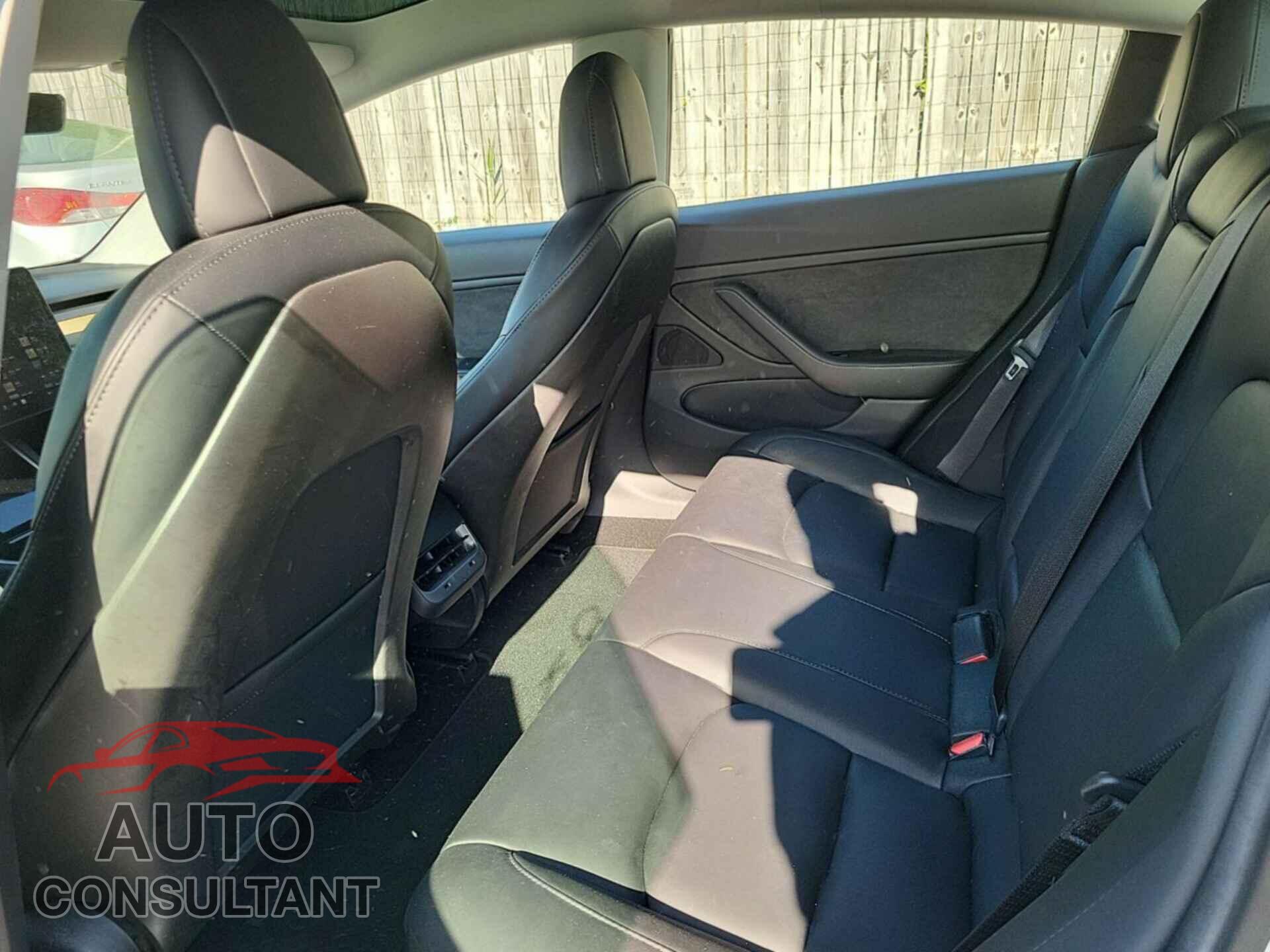 TESLA MODEL 3 2020 - 5YJ3E1EB7LF637357
