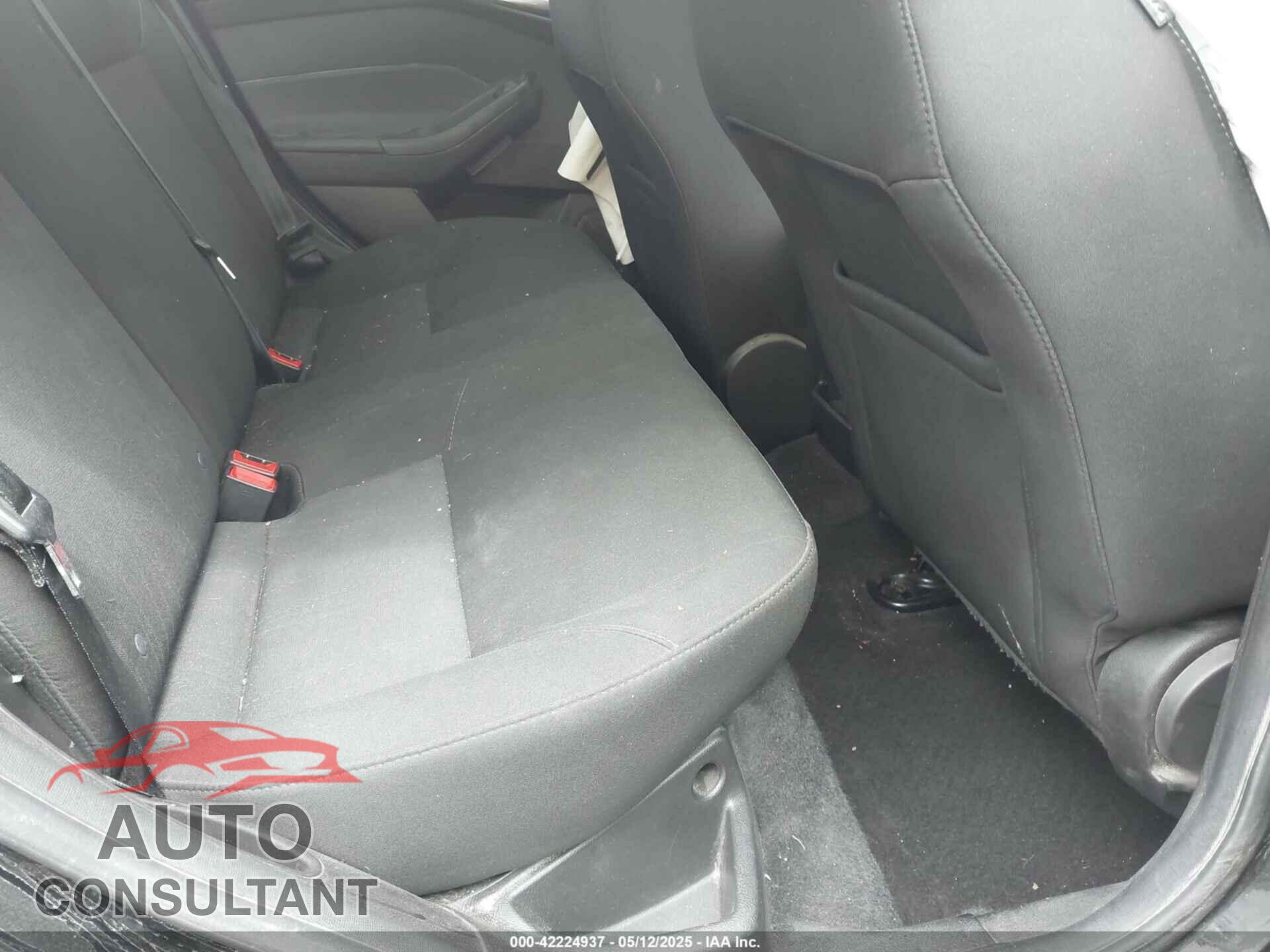 FORD FOCUS 2017 - 1FADP3H27HL318556