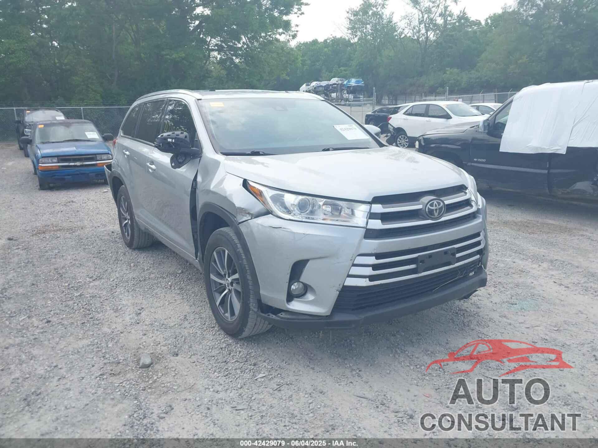 TOYOTA HIGHLANDER 2018 - 5TDKZRFH4JS544239