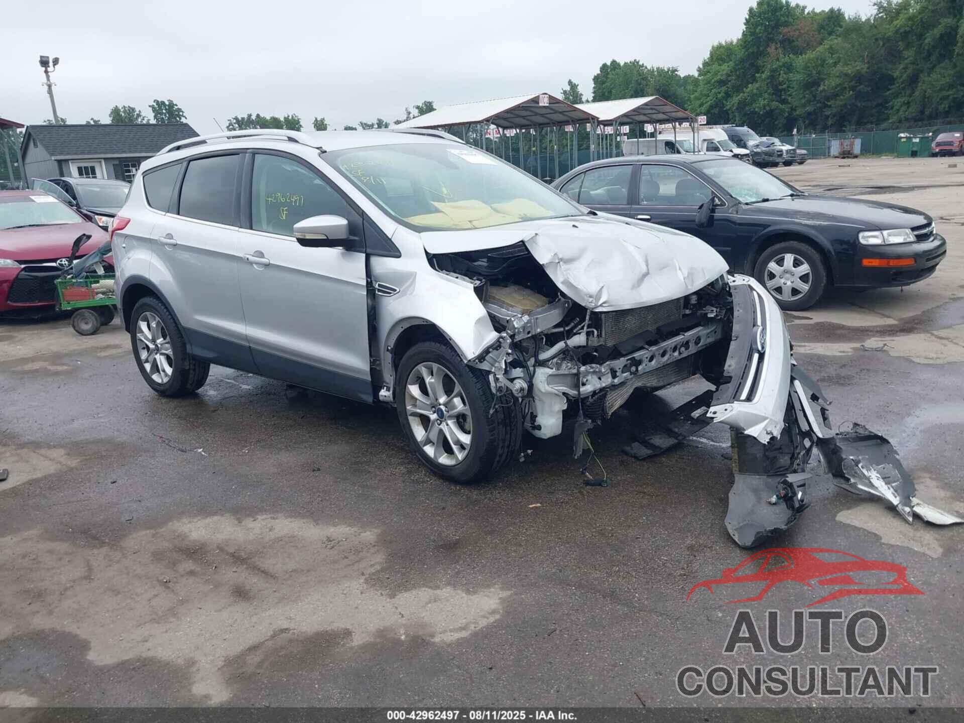 FORD ESCAPE 2015 - 1FMCU9J94FUC66699