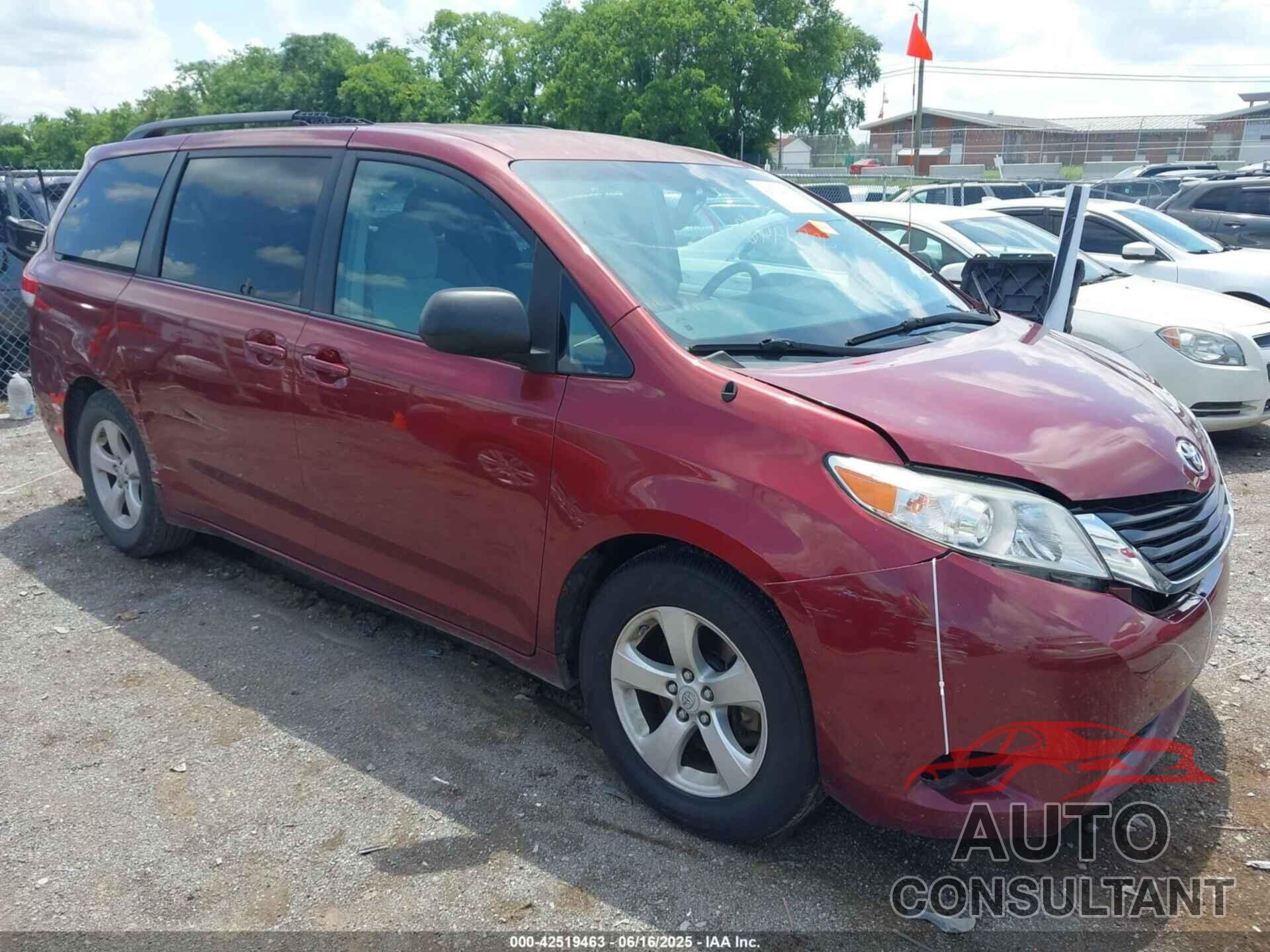 TOYOTA SIENNA 2011 - 5TDKK3DC4BS116696