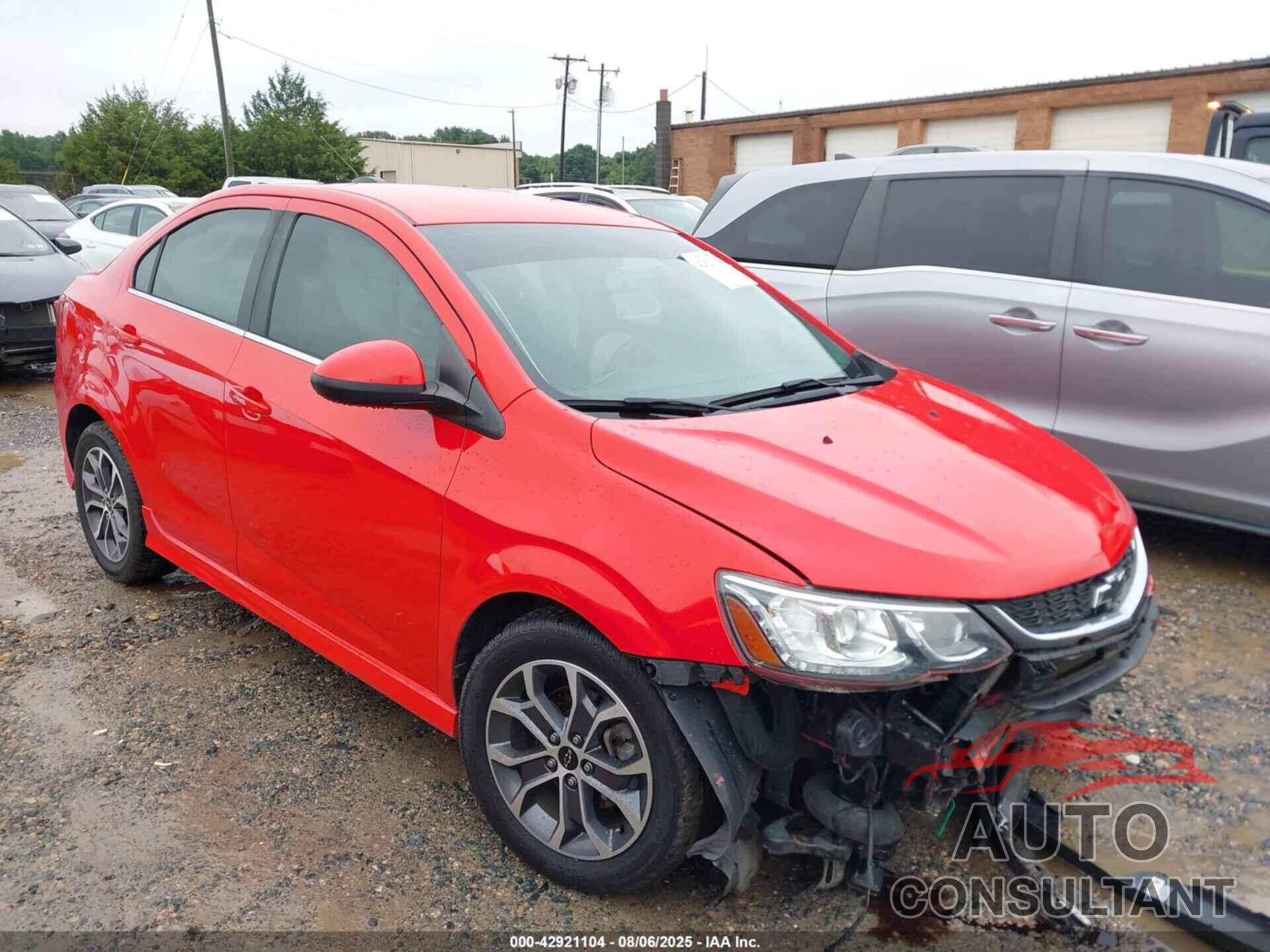 CHEVROLET SONIC 2019 - 1G1JD5SB7K4136697