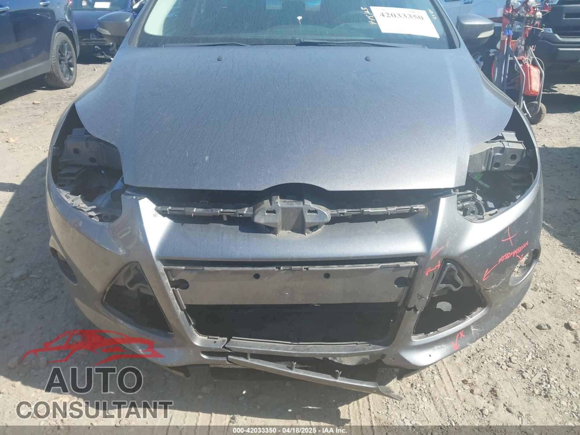 FORD FOCUS 2014 - 1FADP3F29EL190352