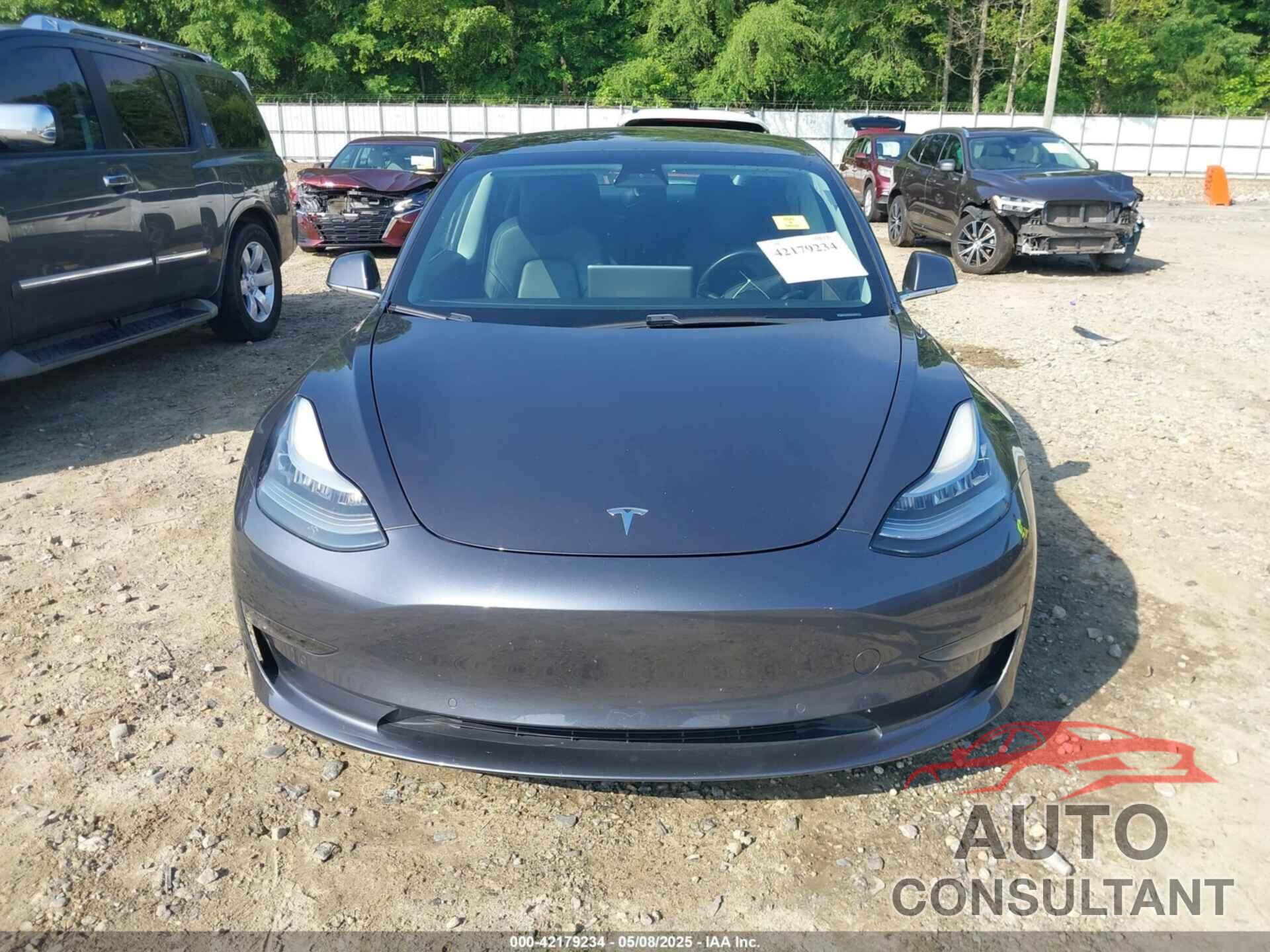 TESLA MODEL 3 2019 - 5YJ3E1EB6KF386474