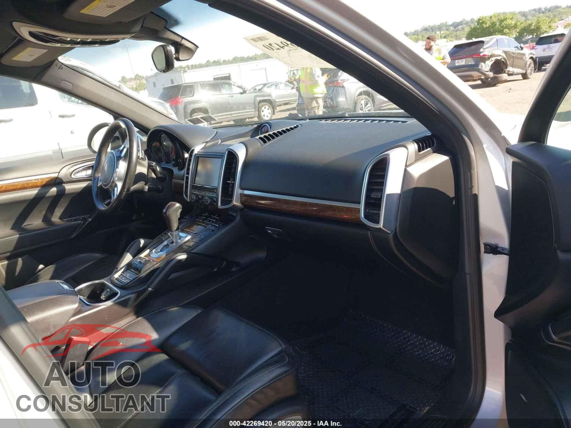 PORSCHE CAYENNE 2013 - WP1AE2A29DLA15374