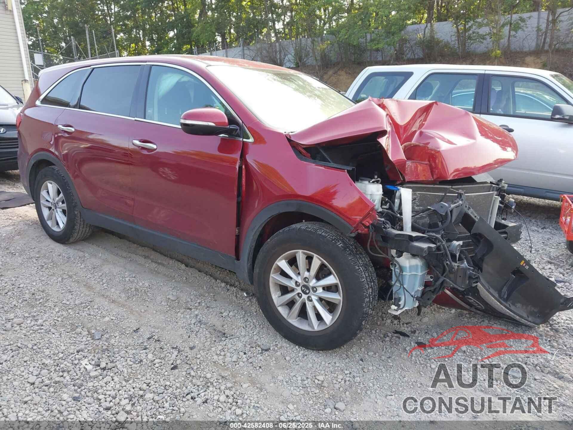 KIA SORENTO 2019 - 5XYPG4A33KG543012