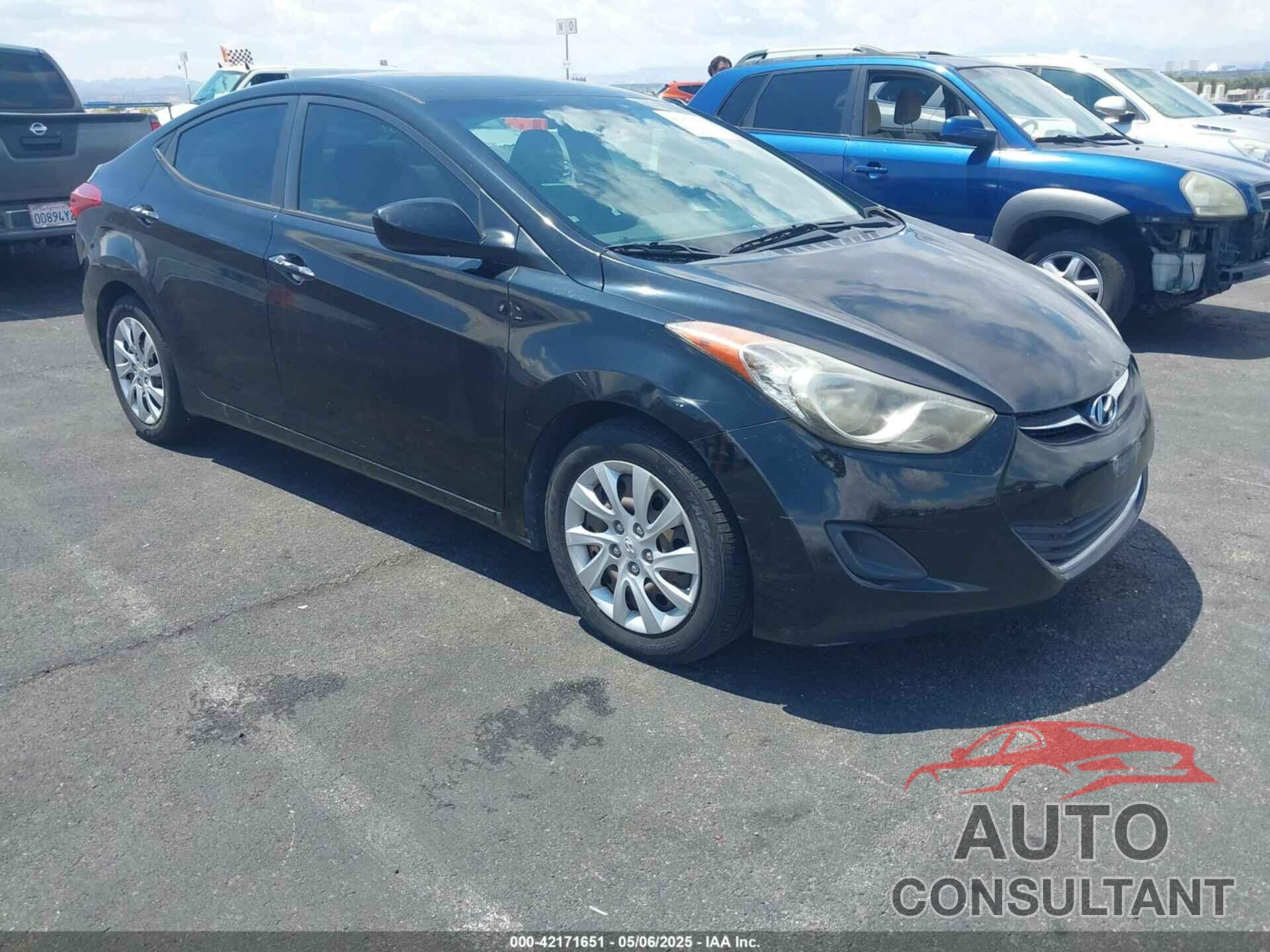HYUNDAI ELANTRA 2012 - KMHDH4AE6CU270158
