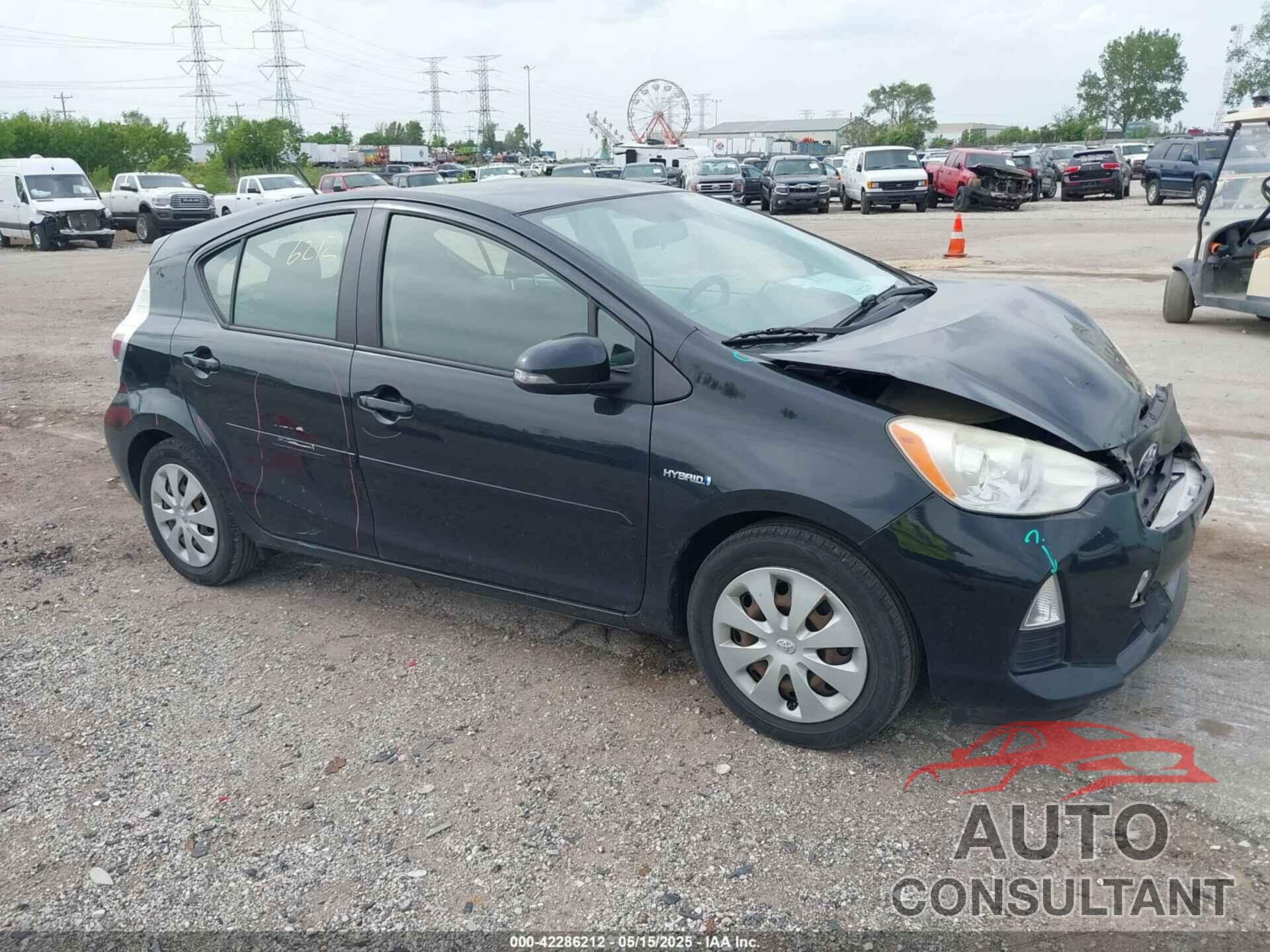 TOYOTA PRIUS C 2013 - JTDKDTB33D1044645