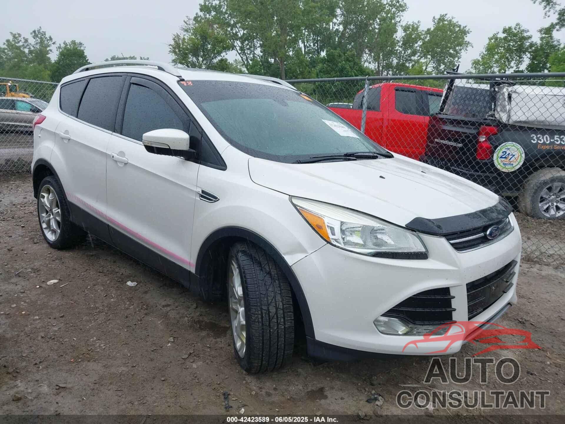 FORD ESCAPE 2014 - 1FMCU9J92EUE22544