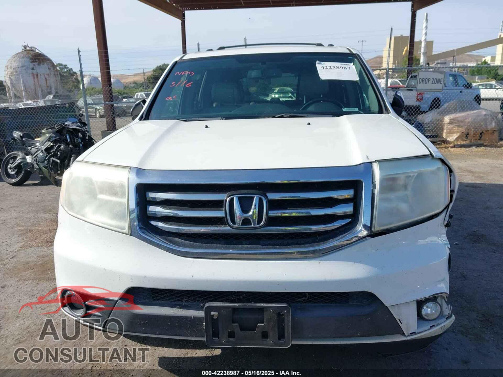 HONDA PILOT 2013 - 5FNYF3H51DB042641