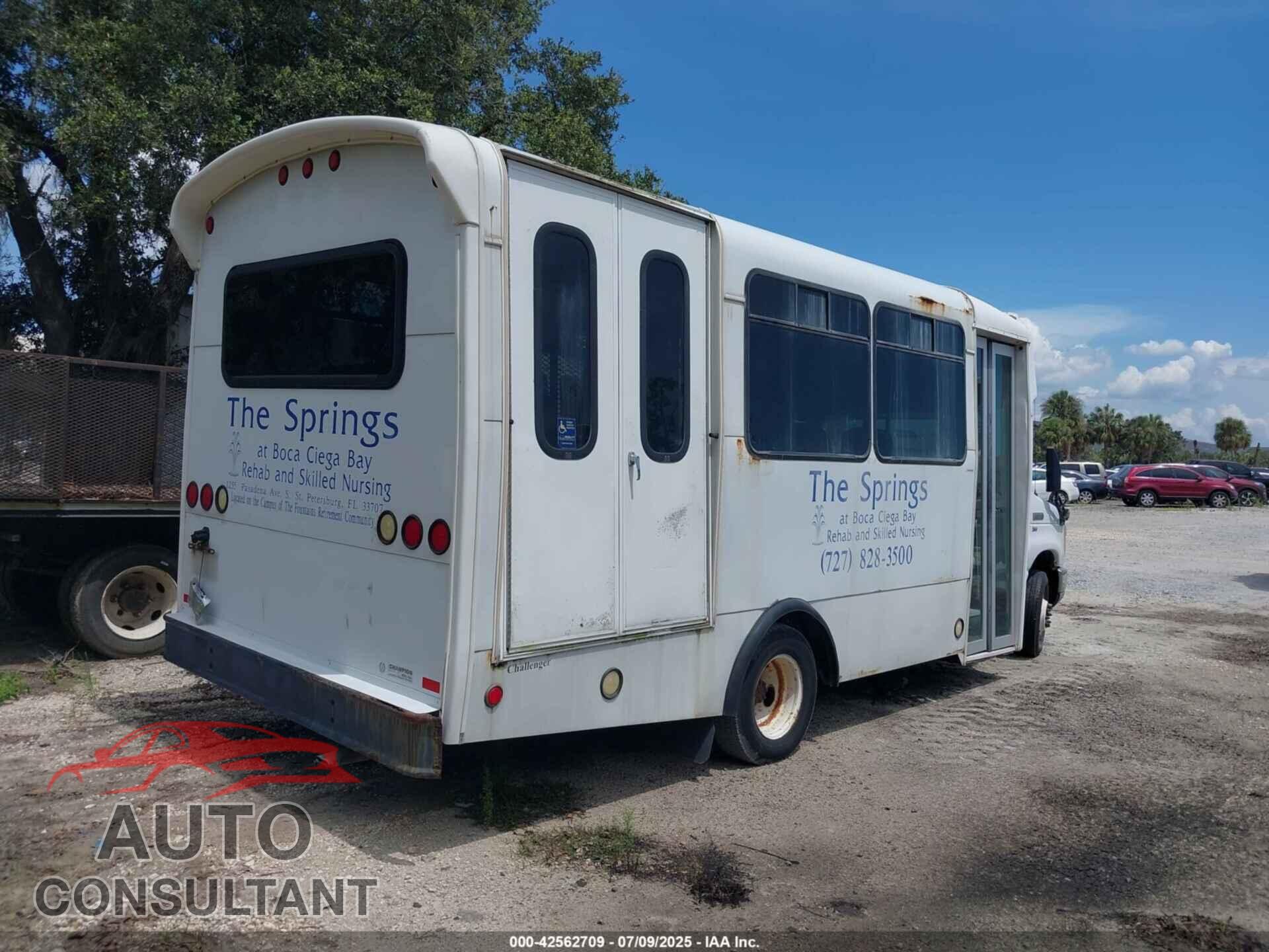 FORD E-350 CUTAWAY 2011 - 1FDEE3FL3BDA17098