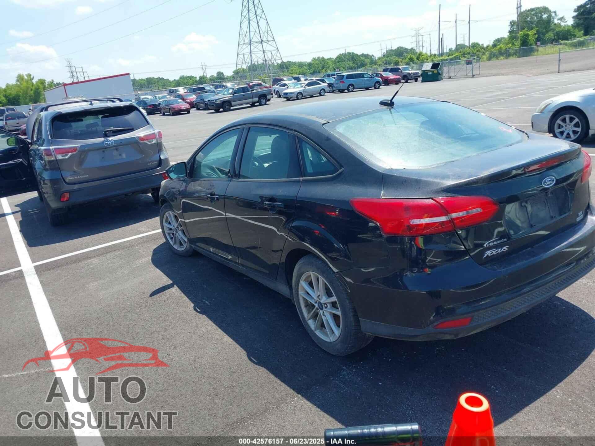 FORD FOCUS 2017 - 1FADP3FE1HL269626